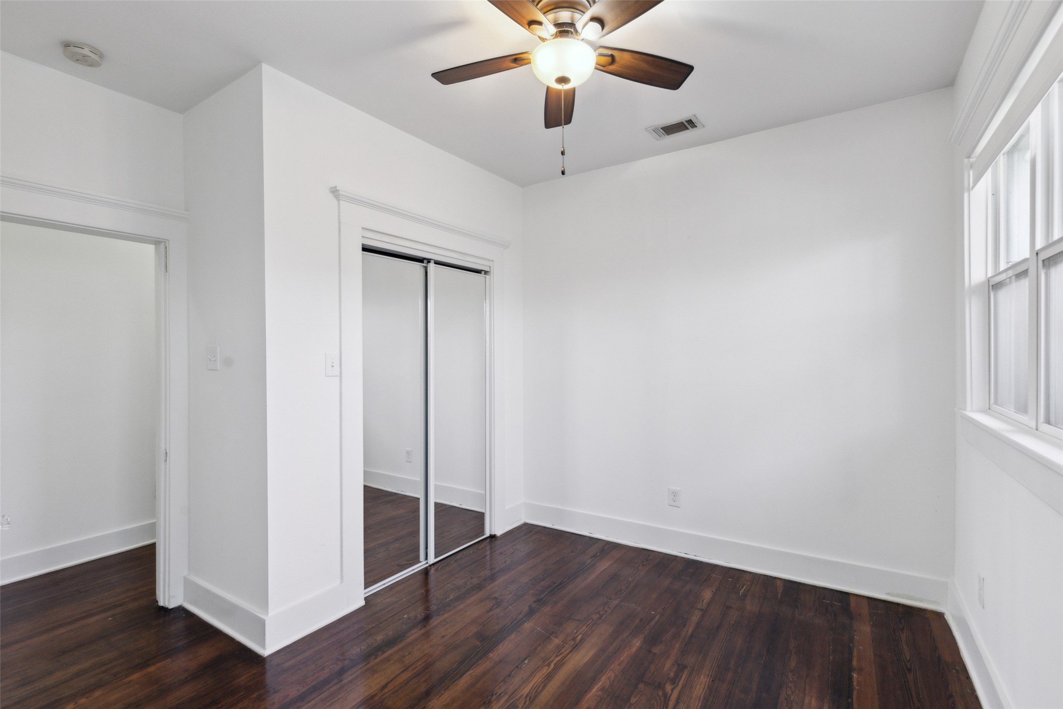 1008 Haines Avenue Dallas TX 75208