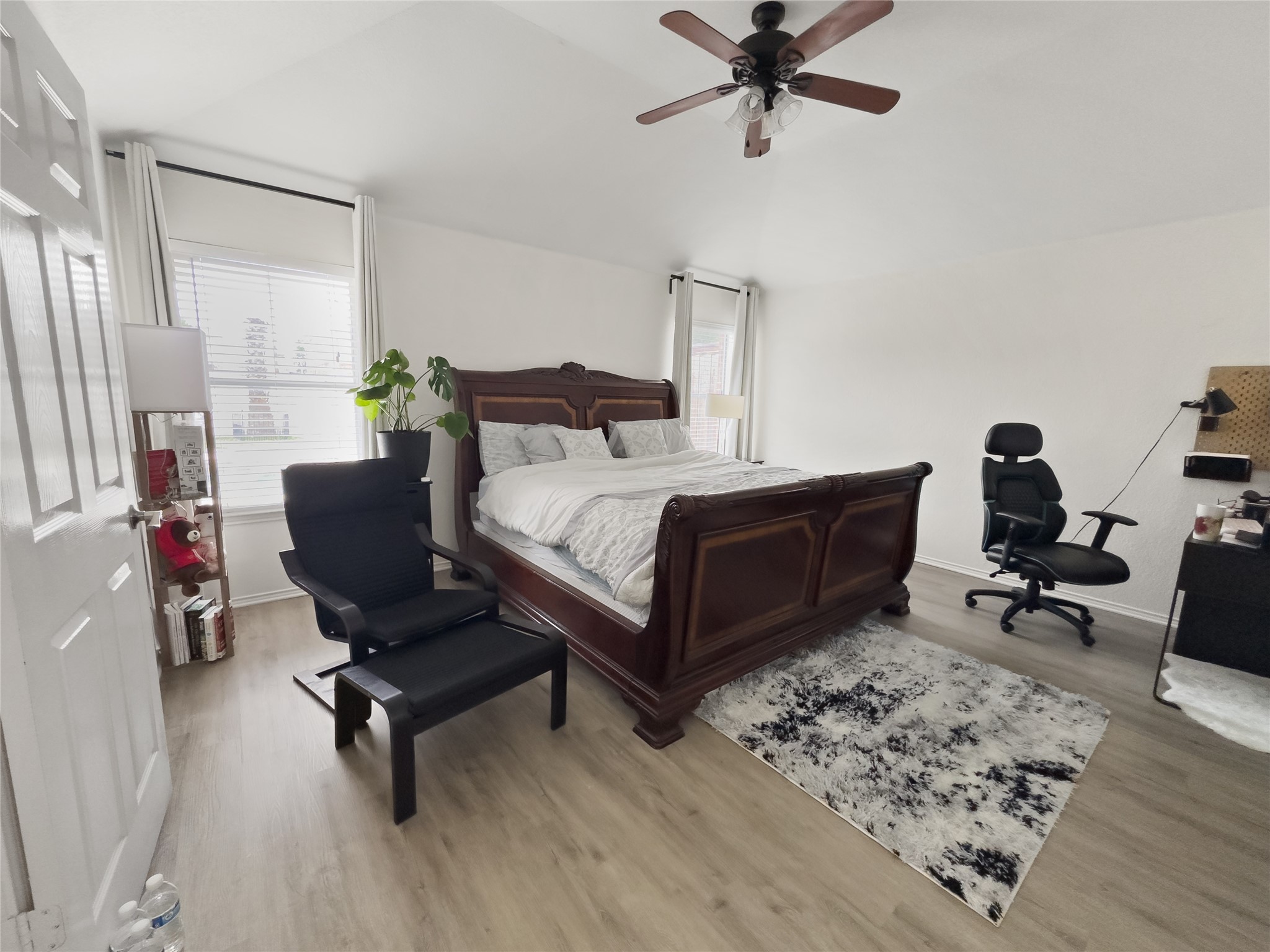 2823 Brookhurst Drive Grand Prairie TX 75052