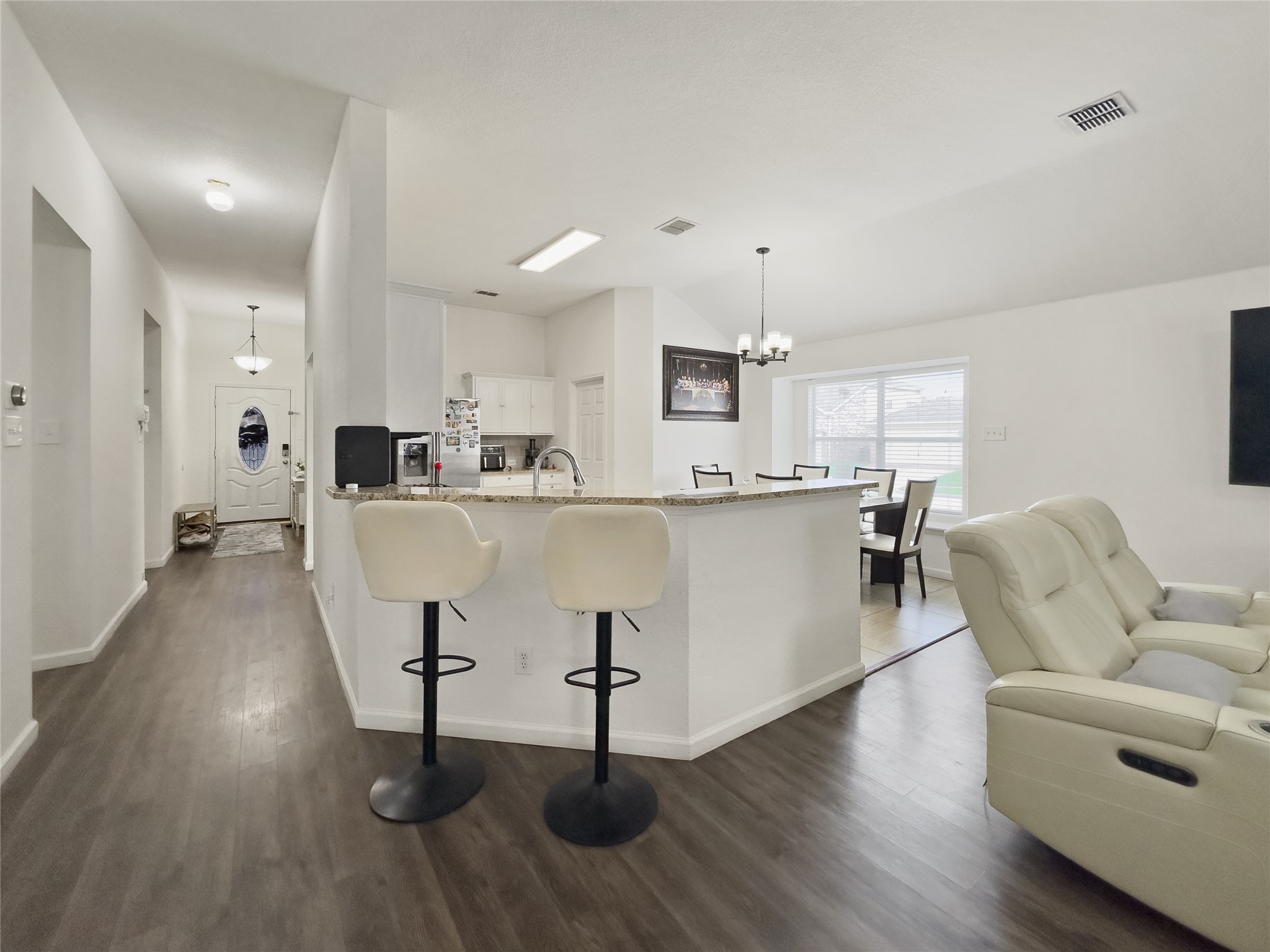 2823 Brookhurst Drive Grand Prairie TX 75052