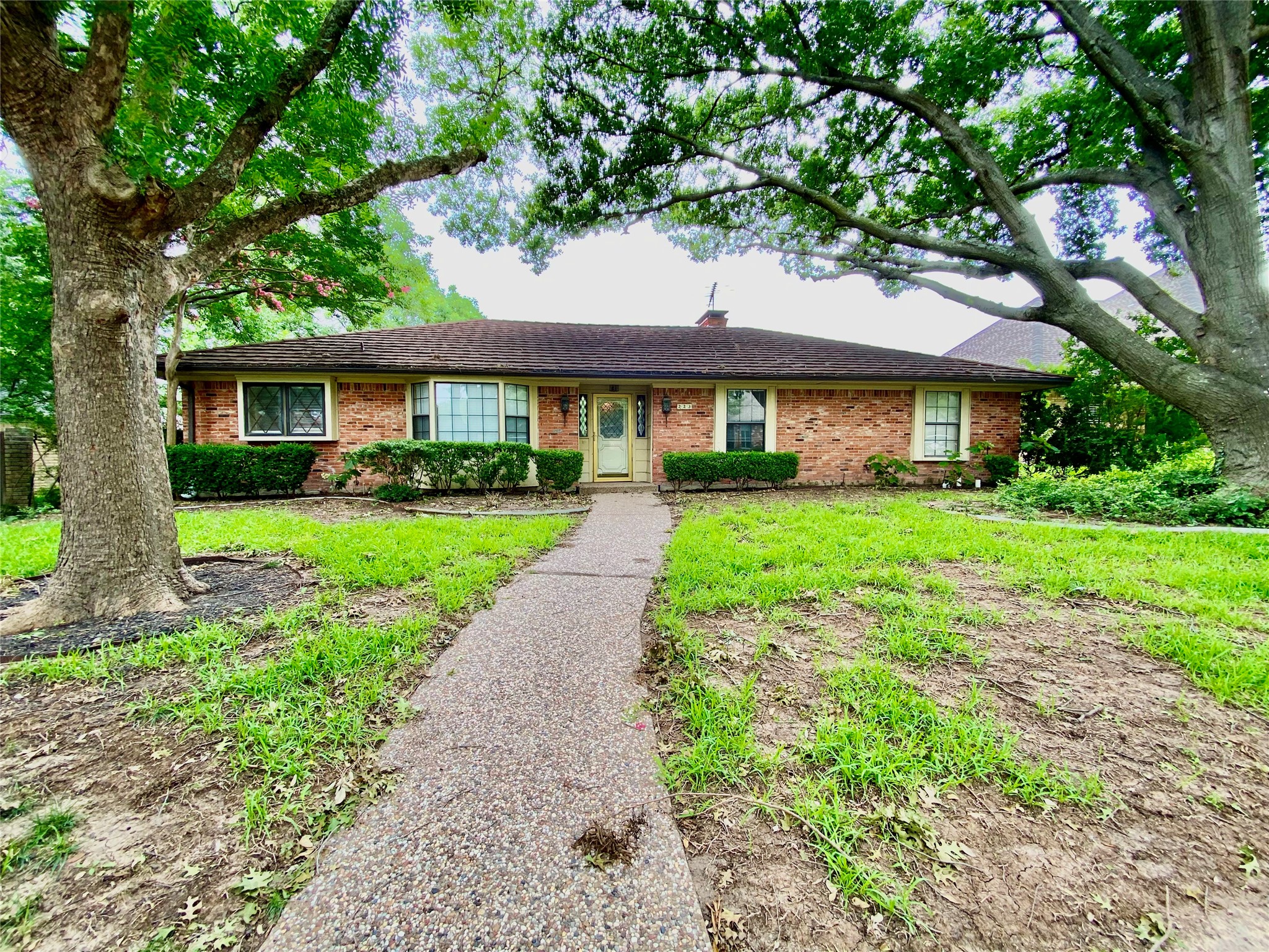 223 Woodcrest Drive Richardson TX 75080