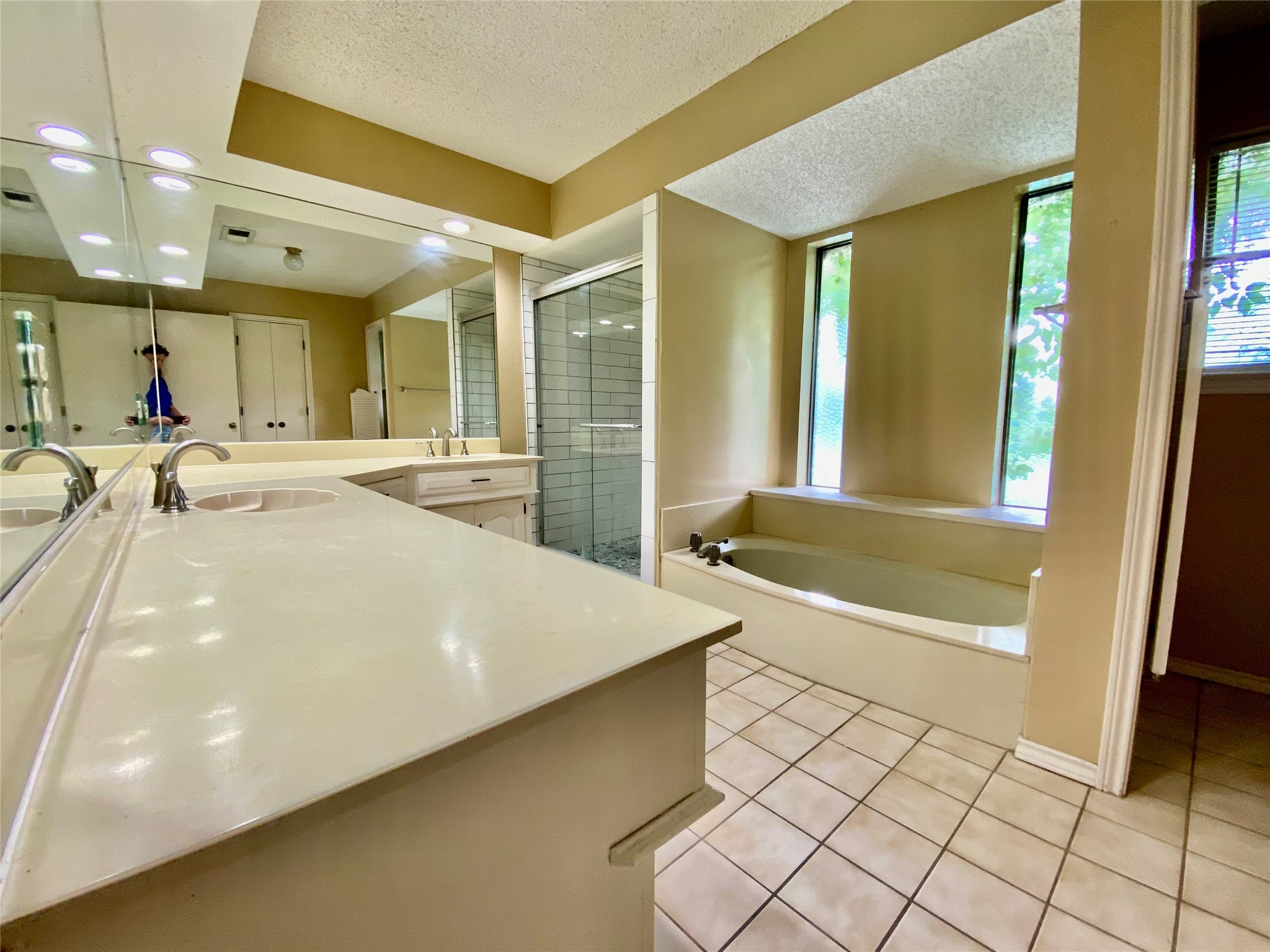 223 Woodcrest Drive Richardson TX 75080