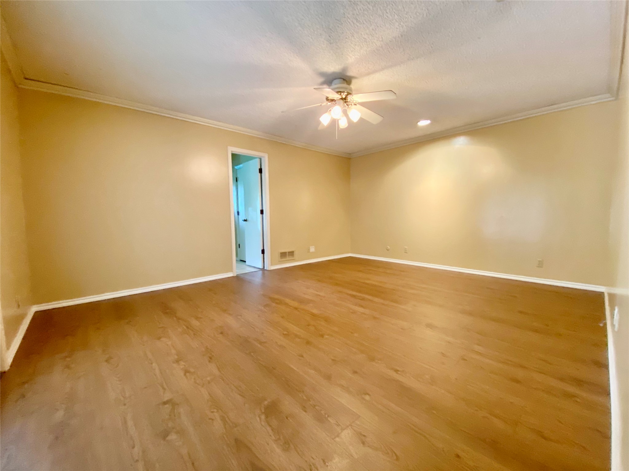 223 Woodcrest Drive Richardson TX 75080