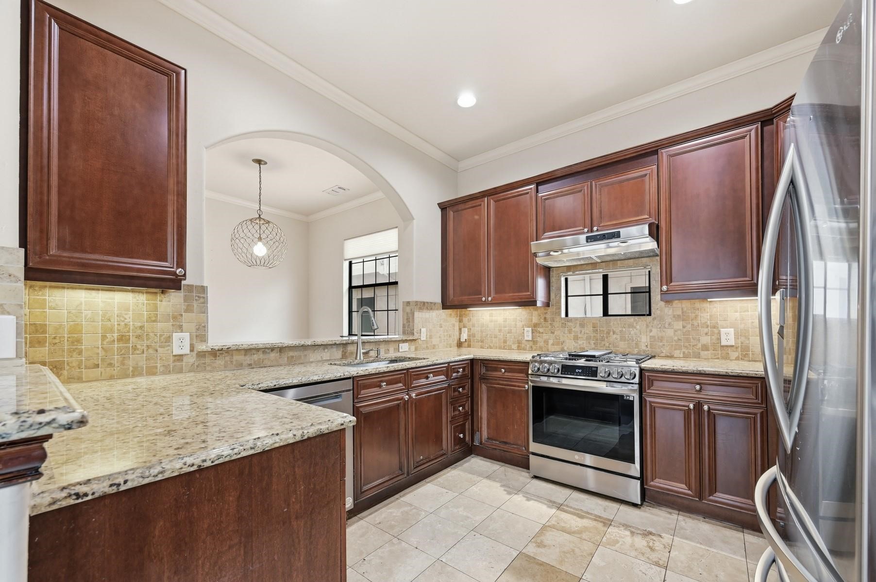 1020 Pavillion Street Dallas TX 75204