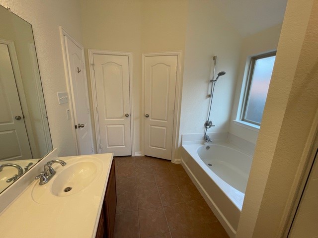 1601 White Willow Lane Arlington TX 76002