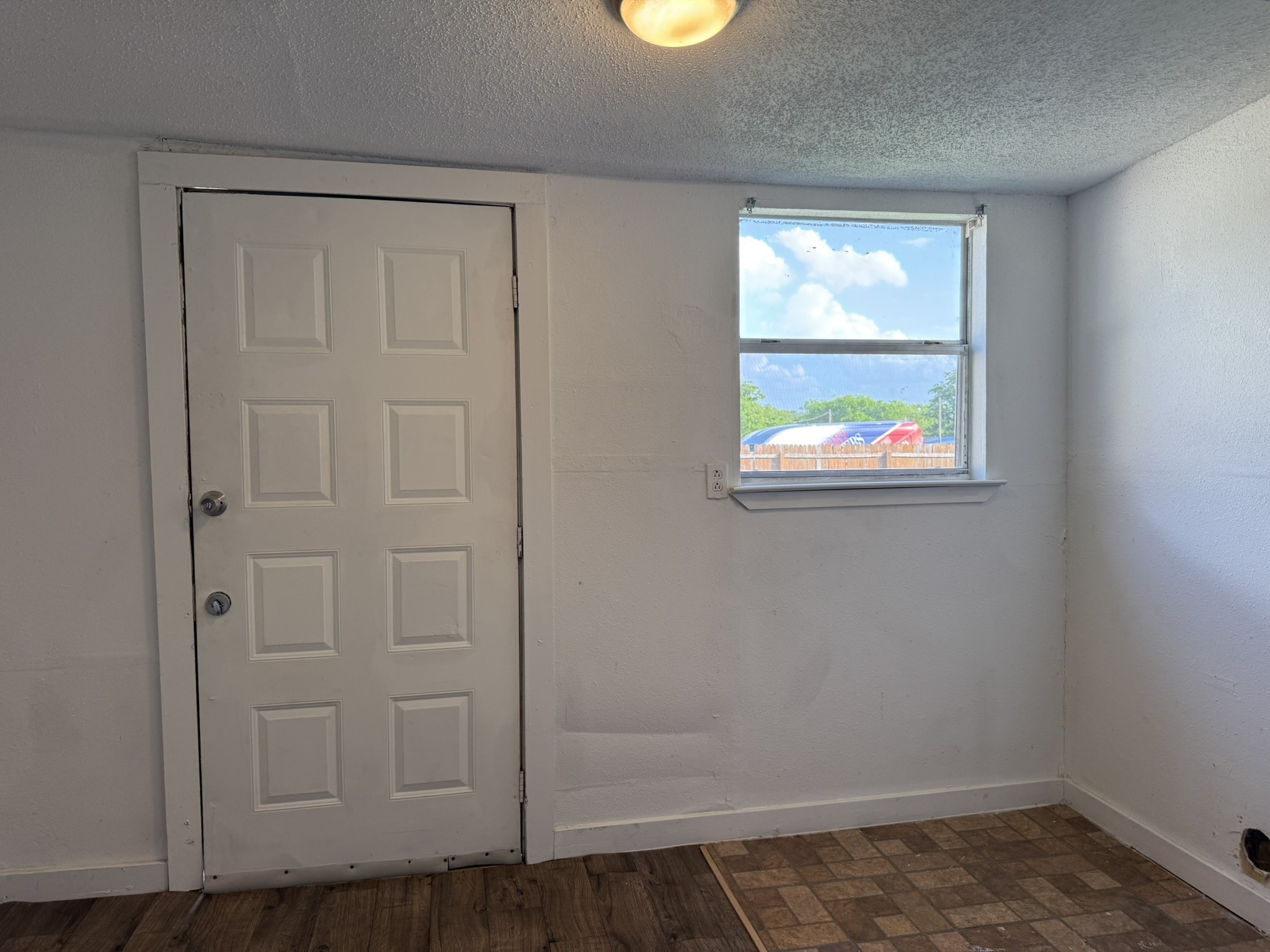 10604 County Road 1020 Burleson TX 76028