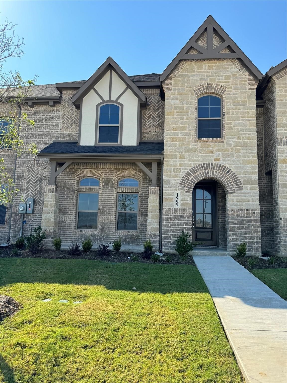 1909 Ethereal Lane Waxahachie TX 75165