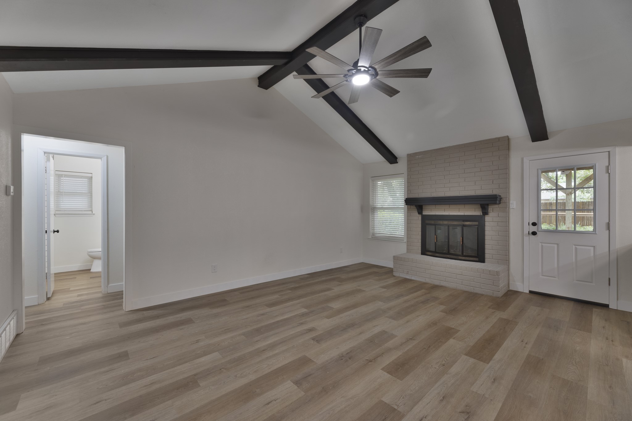 5622 Woodhollow Drive Arlington TX 76016