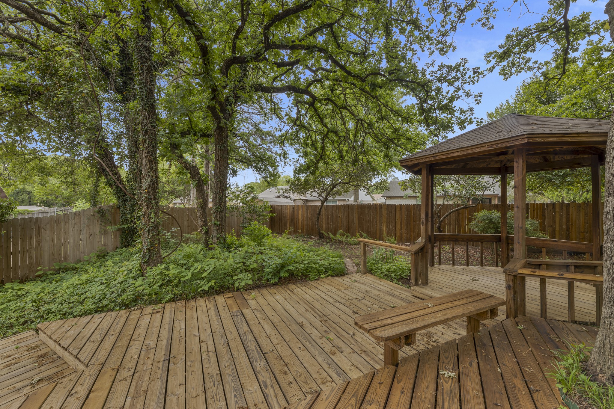 5622 Woodhollow Drive Arlington TX 76016