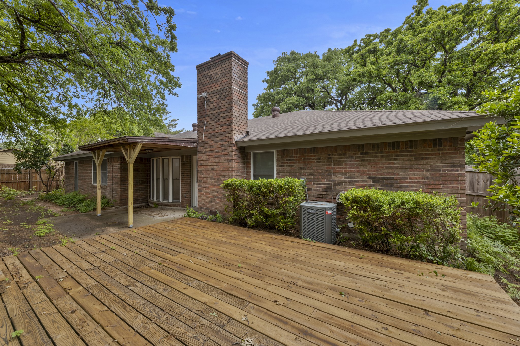 5622 Woodhollow Drive Arlington TX 76016