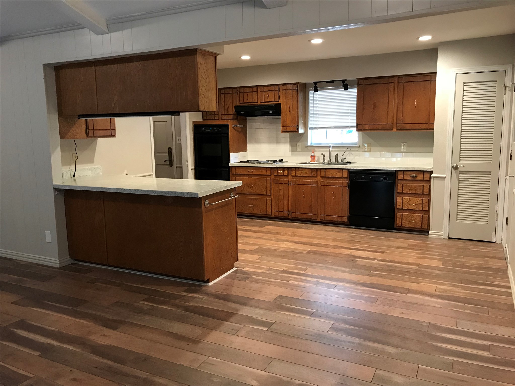 8530 Choctaw Drive Kemp TX 75143