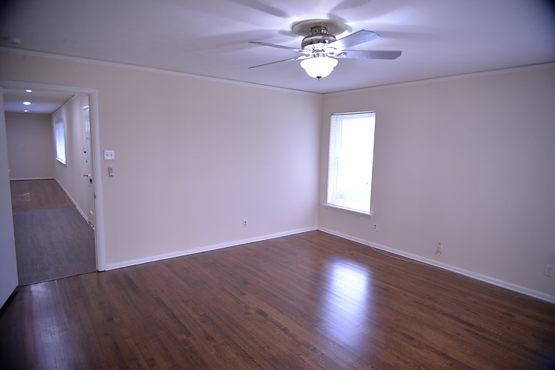 7431 Midbury Drive Dallas TX 75230