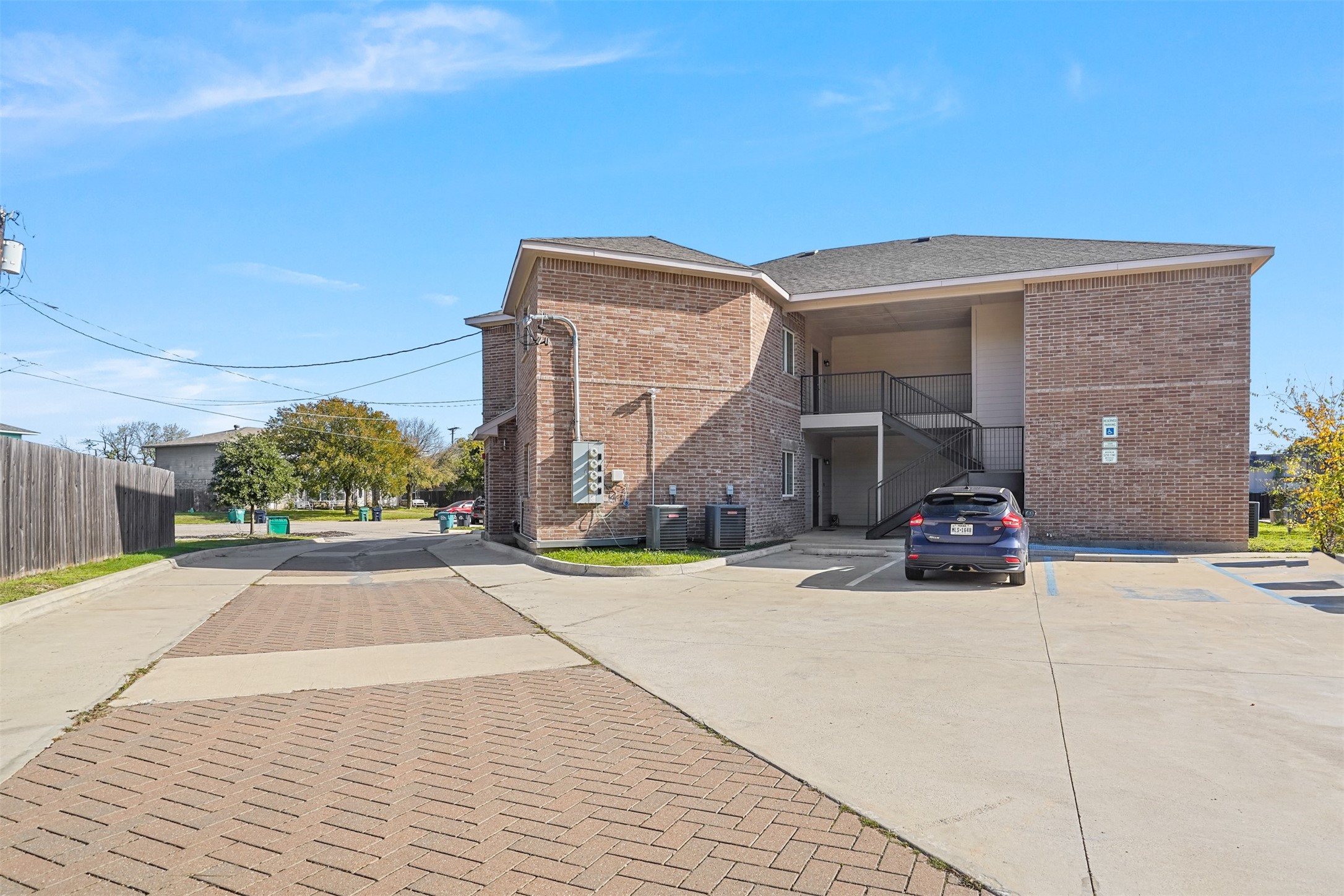 609 Meadow View Court Denton TX 76207