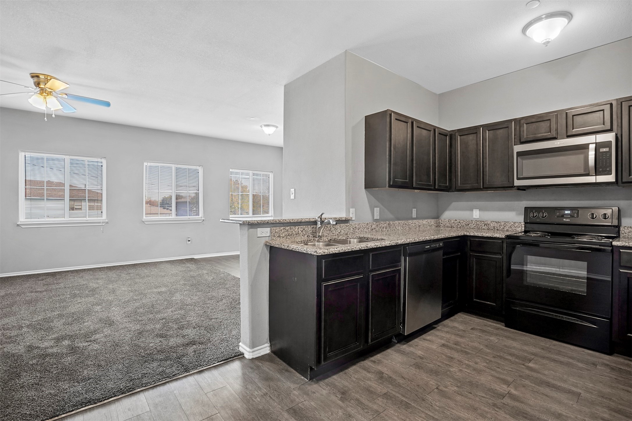609 Meadow View Court Denton TX 76207
