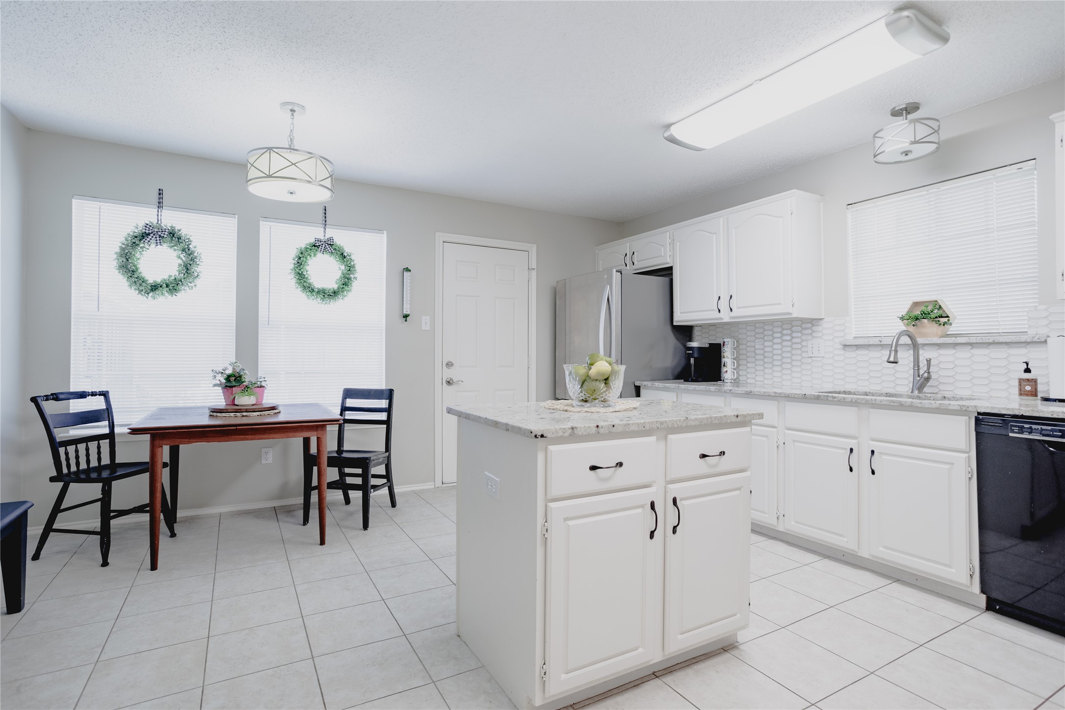 6223 Cupertino Trail Dallas TX 75252