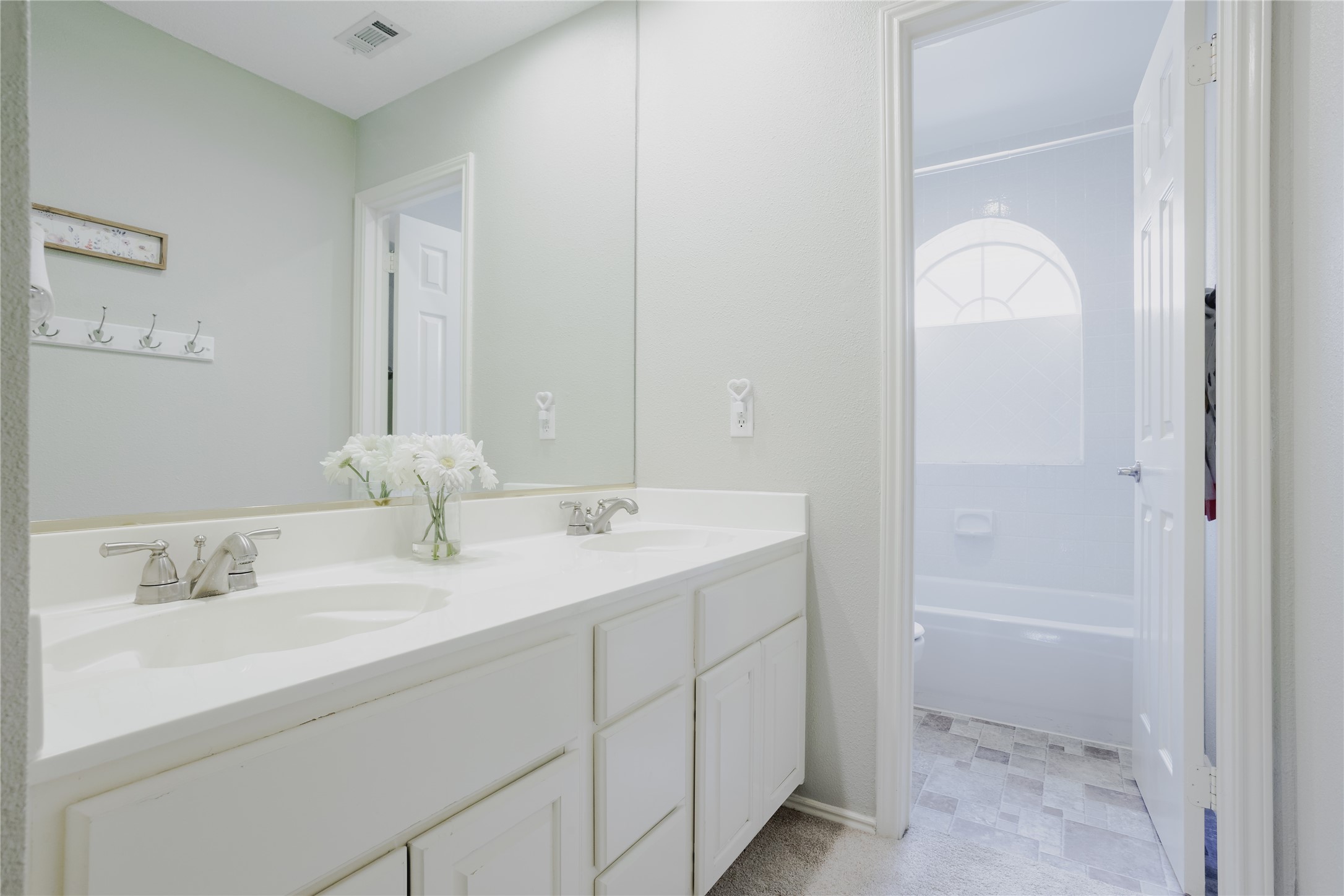 6223 Cupertino Trail Dallas TX 75252