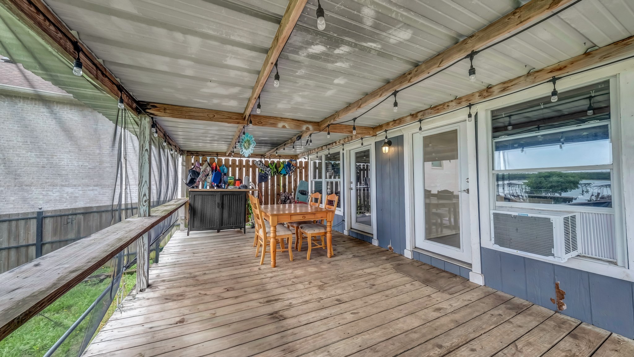 1028 W Lake Drive Weatherford TX 76087