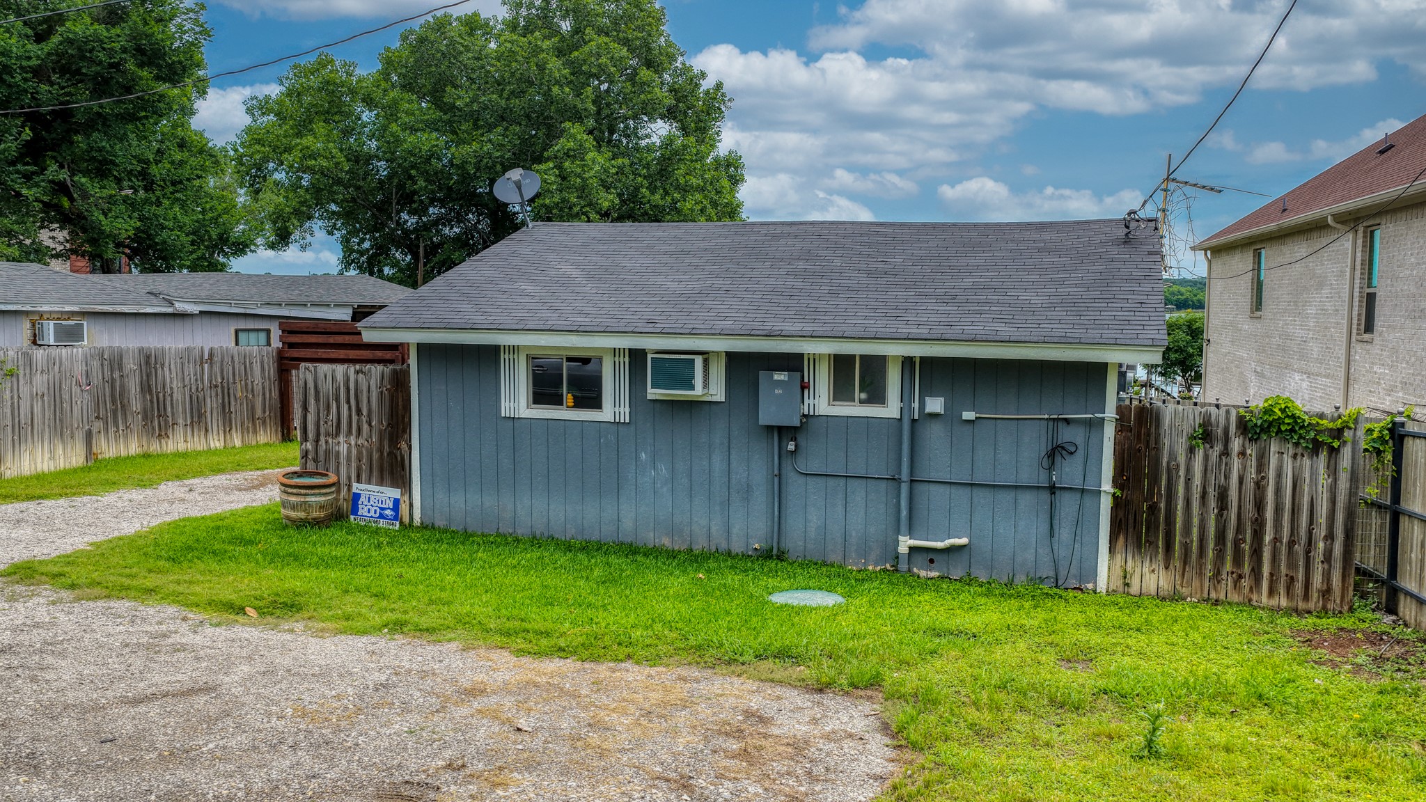1028 W Lake Drive Weatherford TX 76087