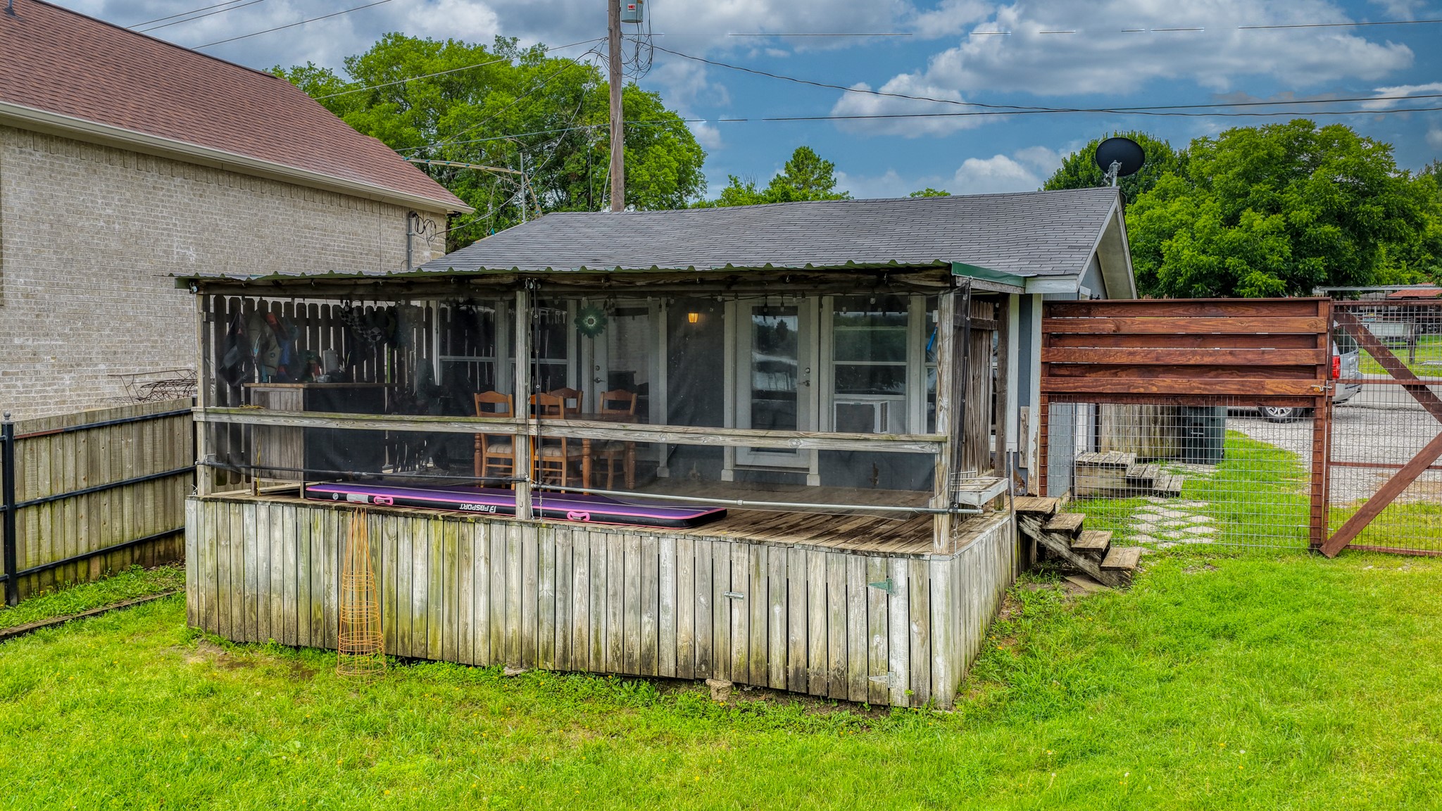 1028 W Lake Drive Weatherford TX 76087