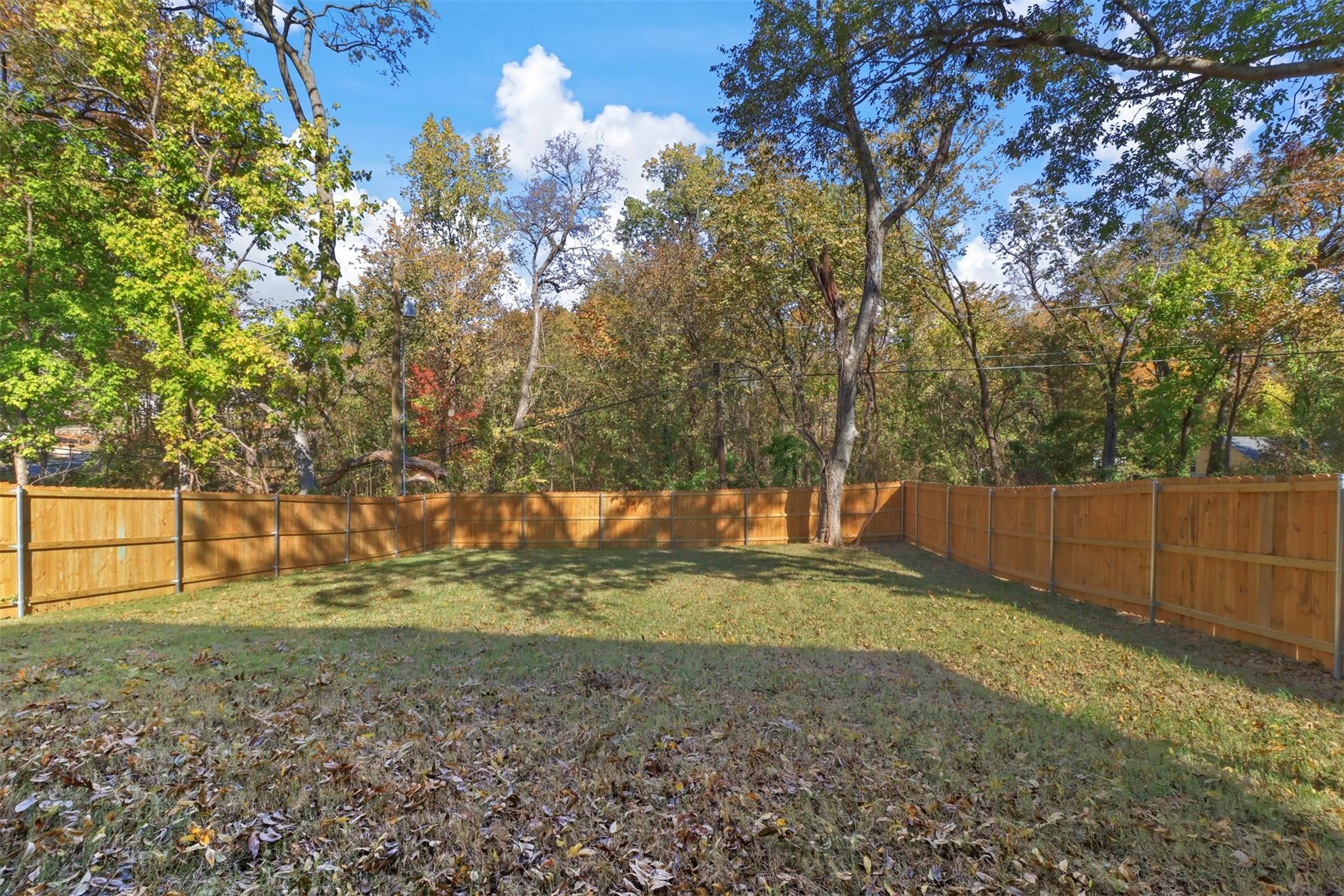 223 W Walker Street Denison TX 75020
