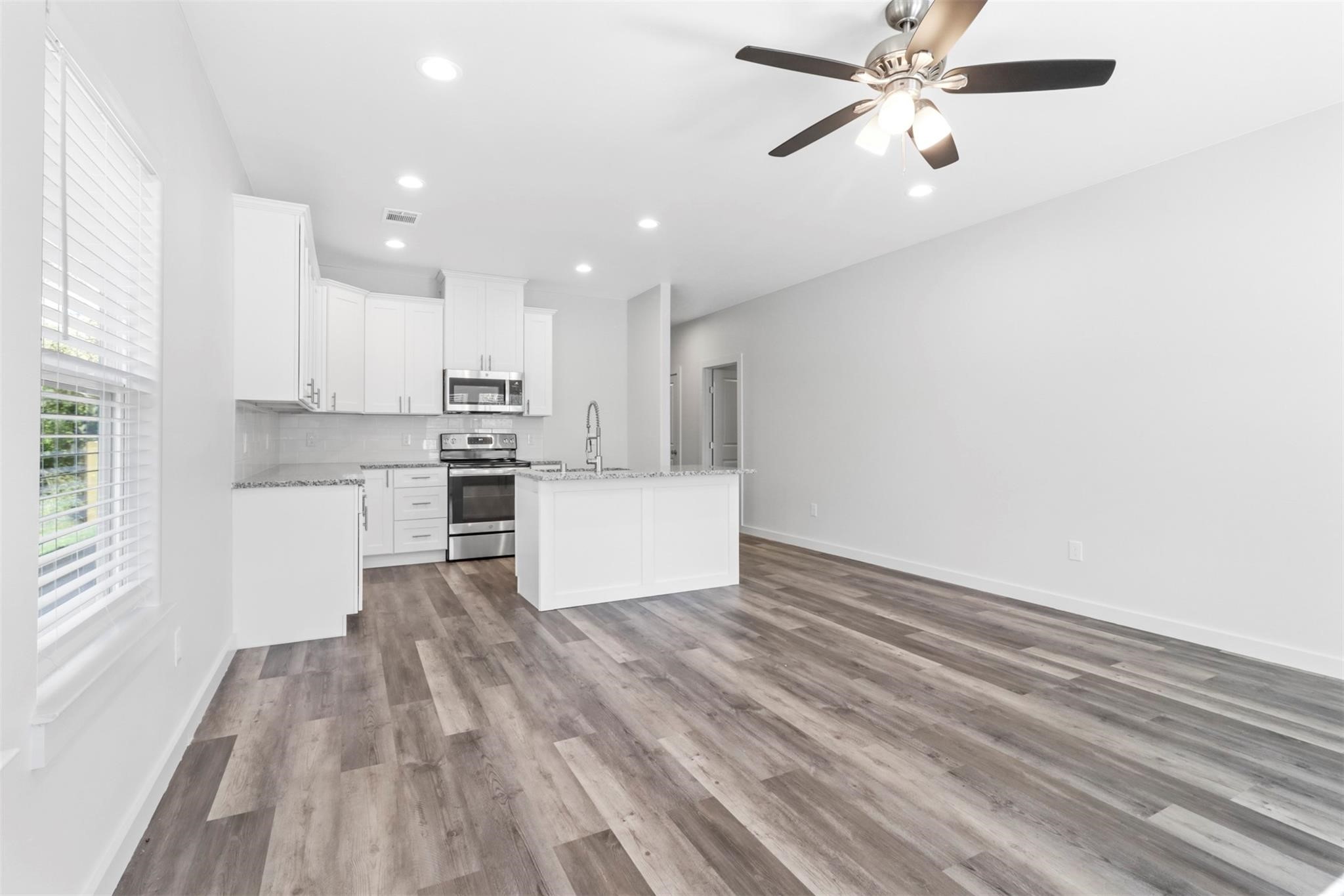 223 W Walker Street Denison TX 75020