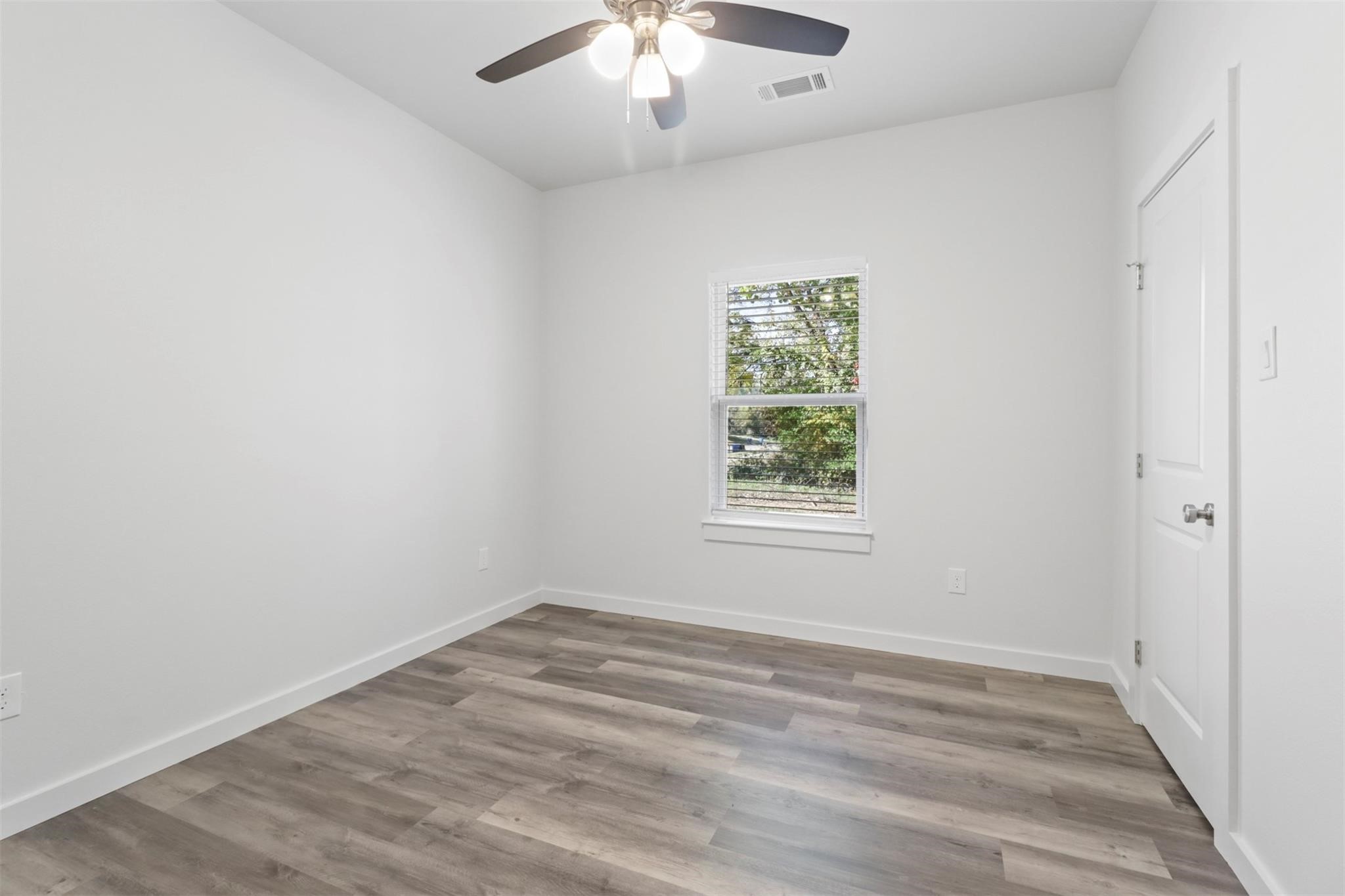 223 W Walker Street Denison TX 75020