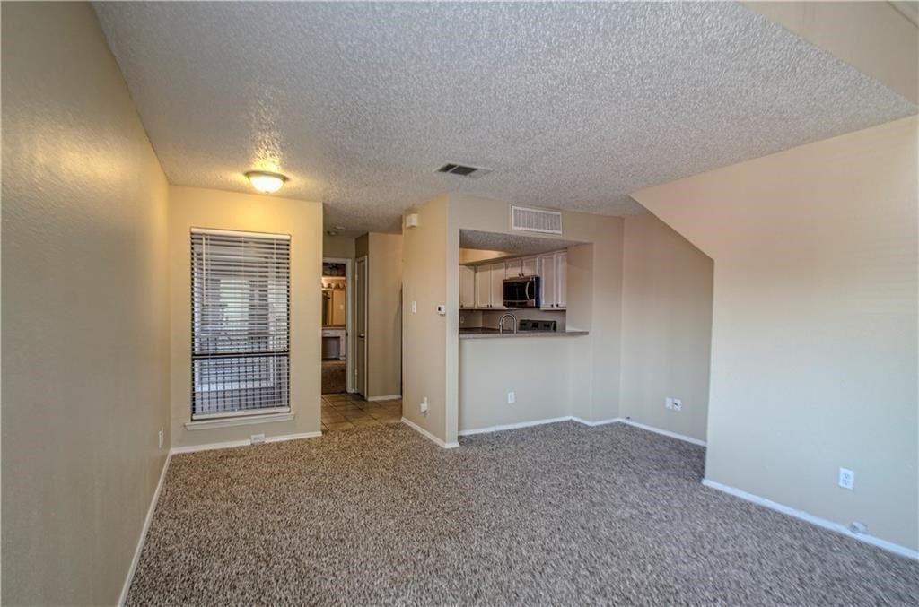 9835 Walnut Street Dallas TX 75243