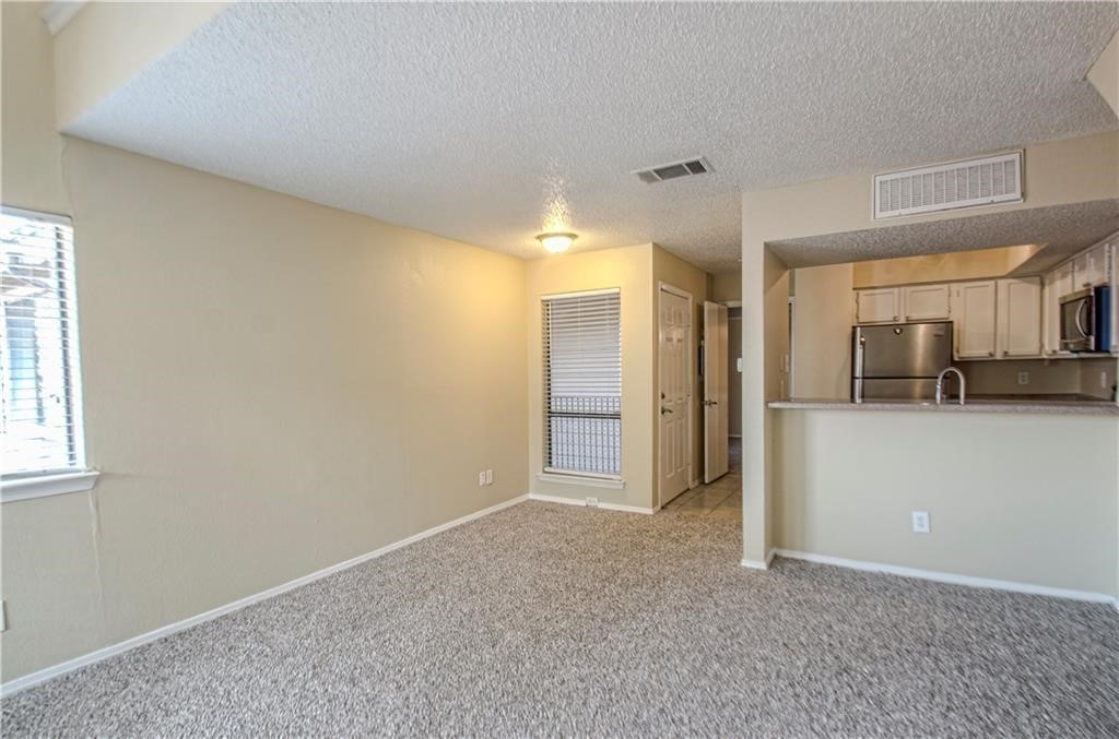 9835 Walnut Street Dallas TX 75243