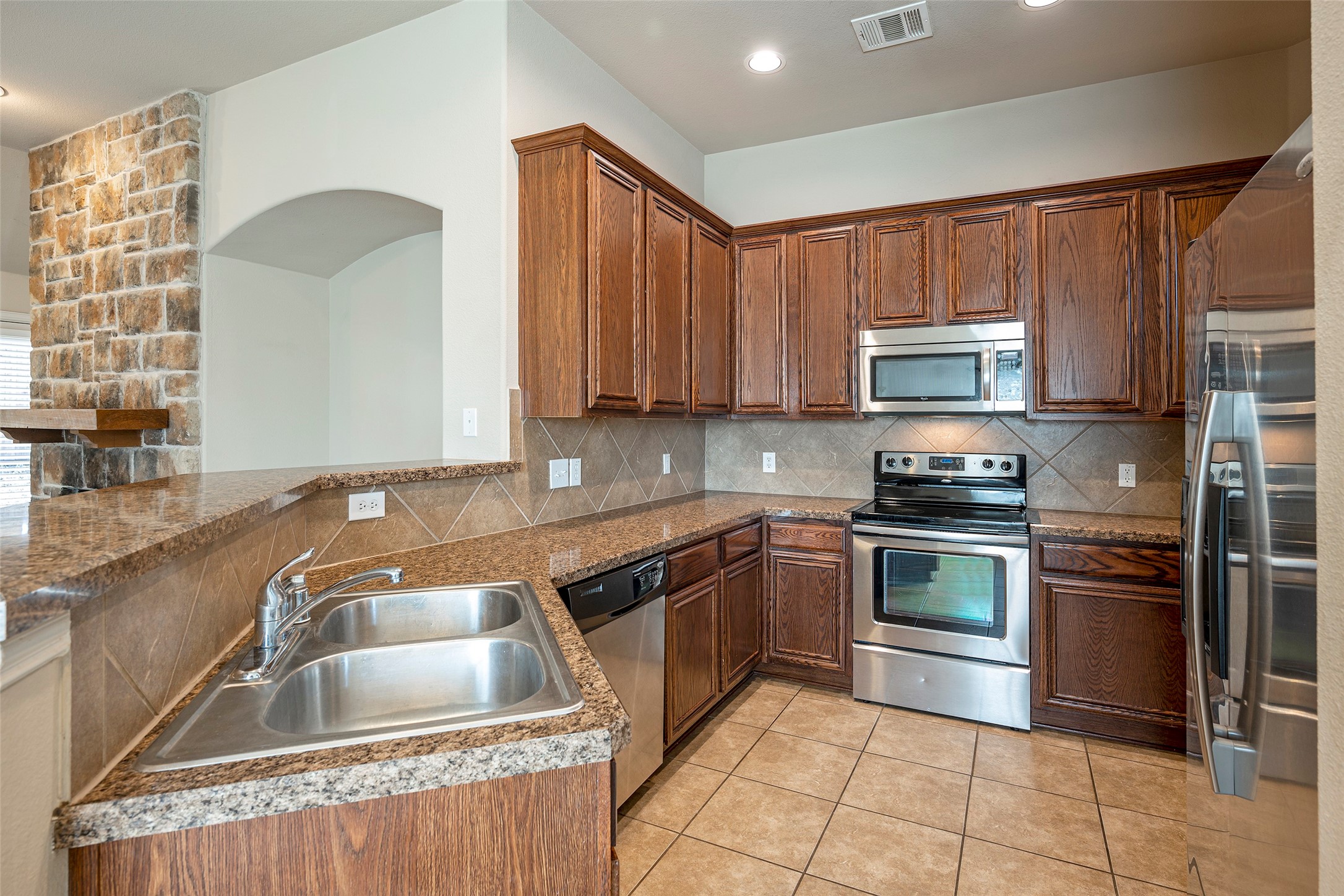 436 Northbrook Avenue Oak Point TX 75068