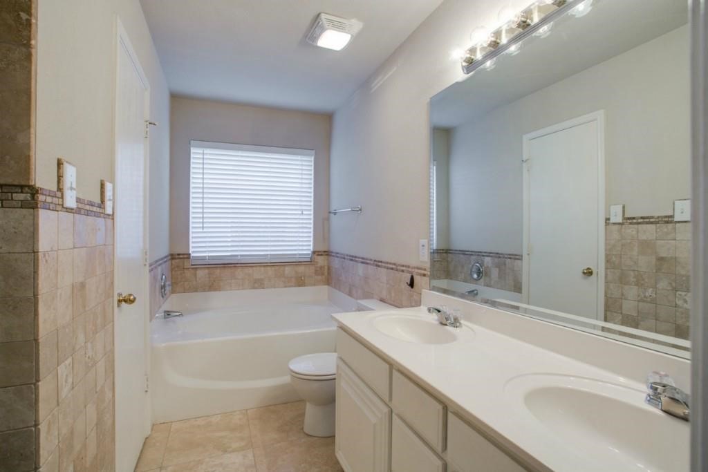 10708 Braemoor Drive Fort Worth TX 76052