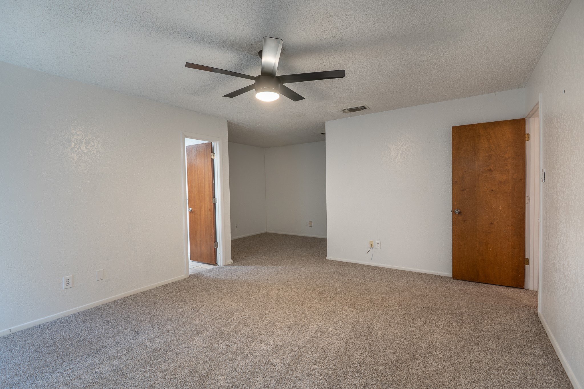 2707 Woodshire Drive Arlington TX 76016