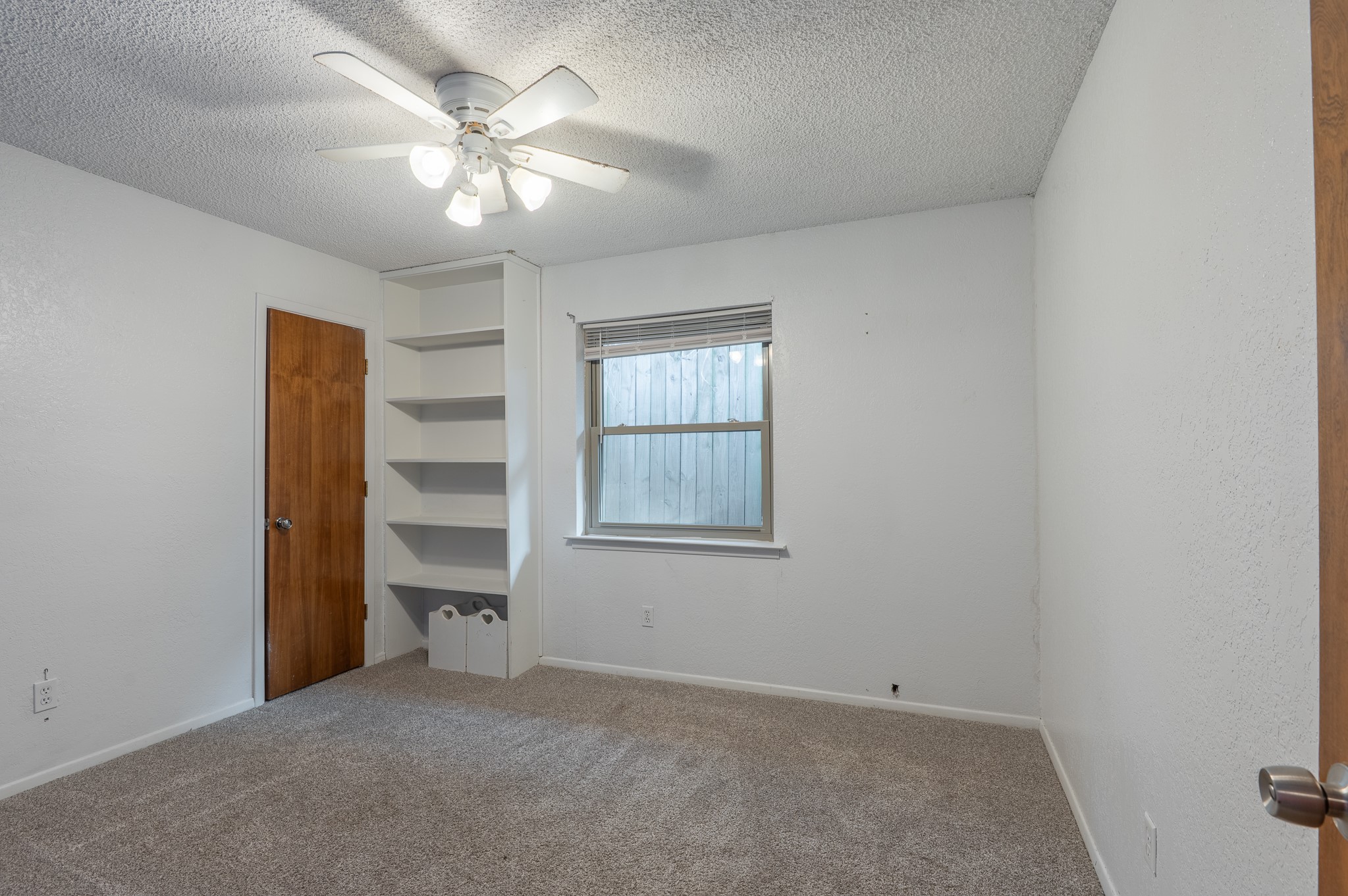 2707 Woodshire Drive Arlington TX 76016