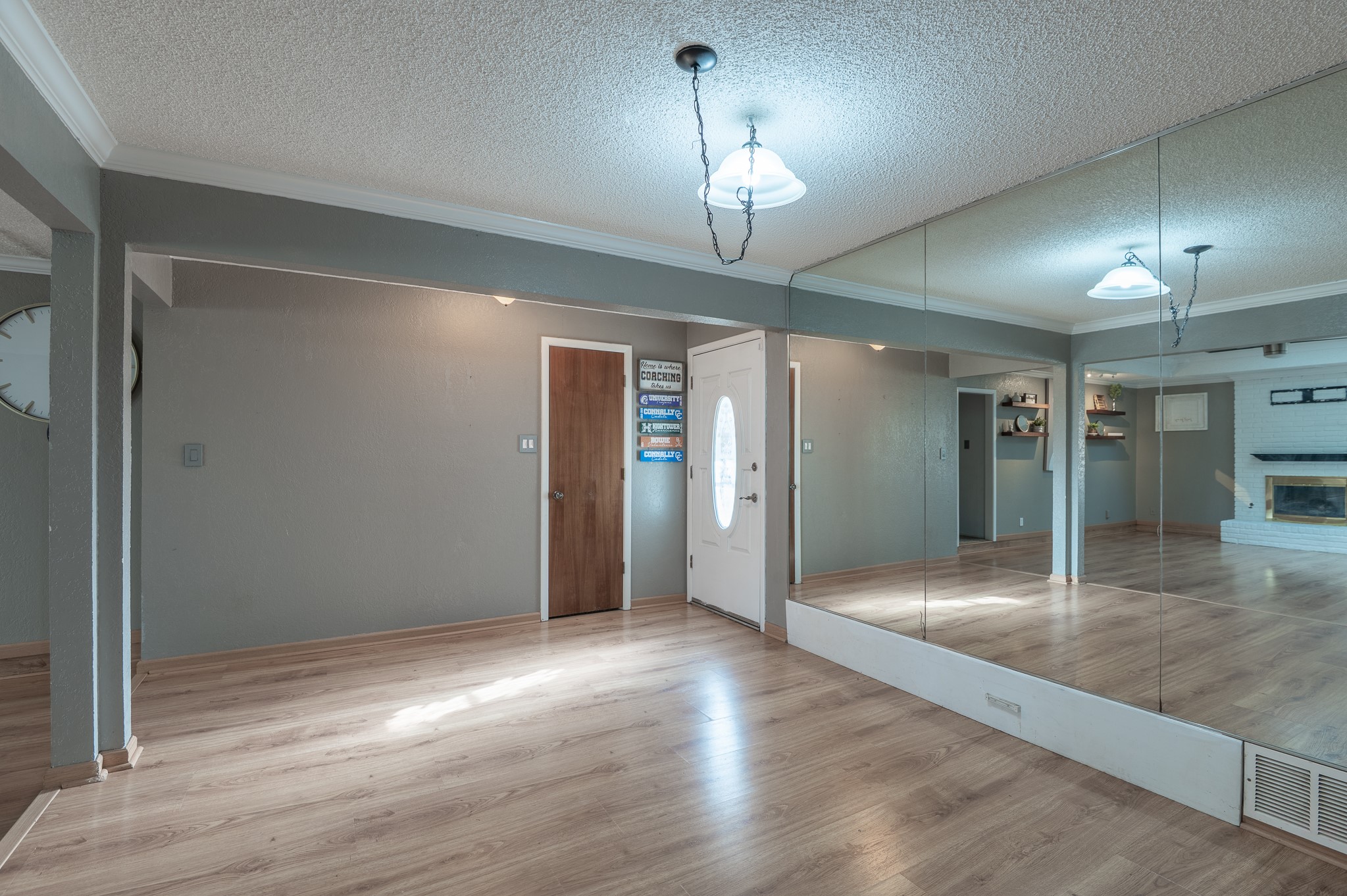 2707 Woodshire Drive Arlington TX 76016