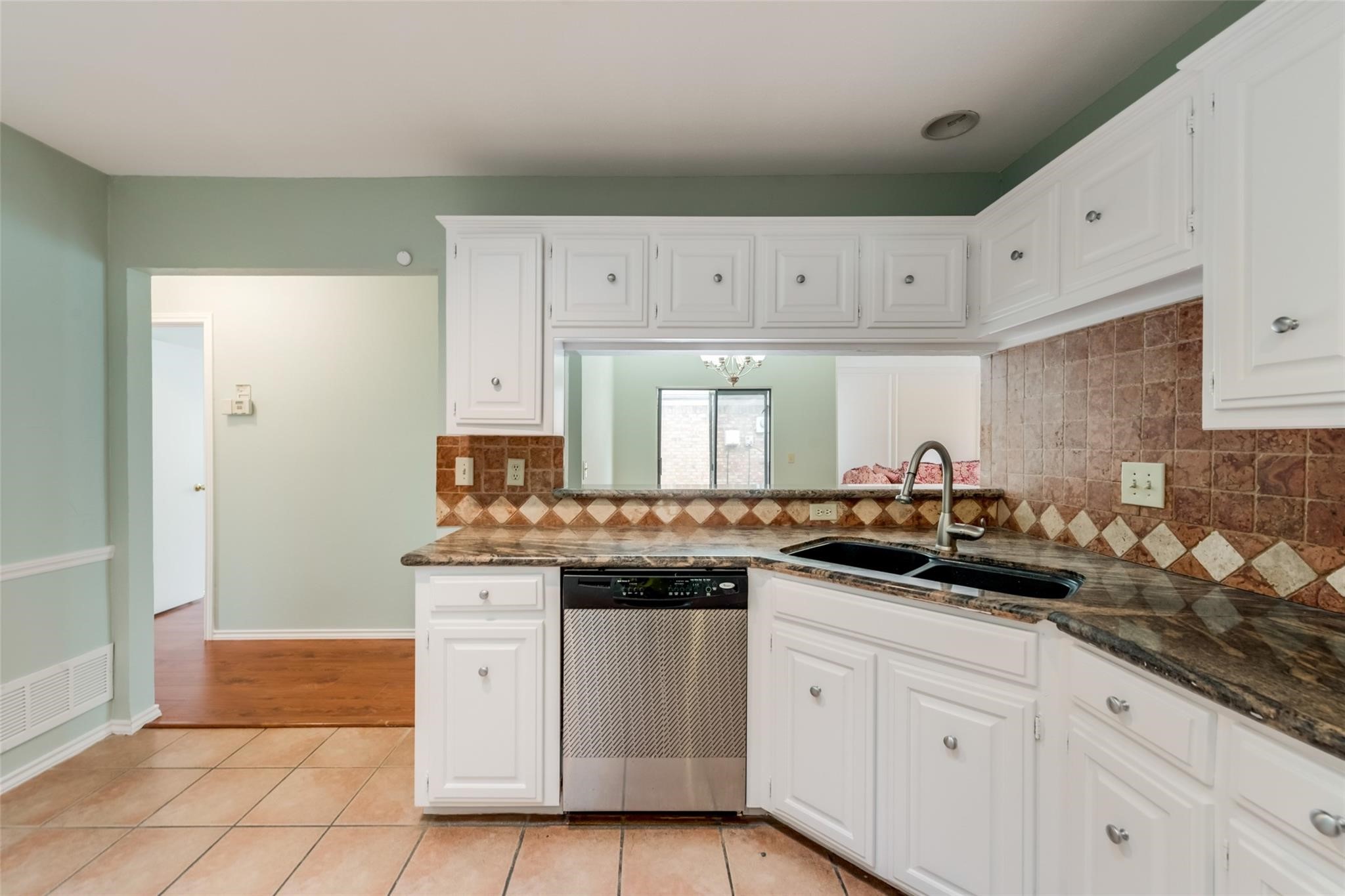 2929 Big Oaks Drive Garland TX 75044