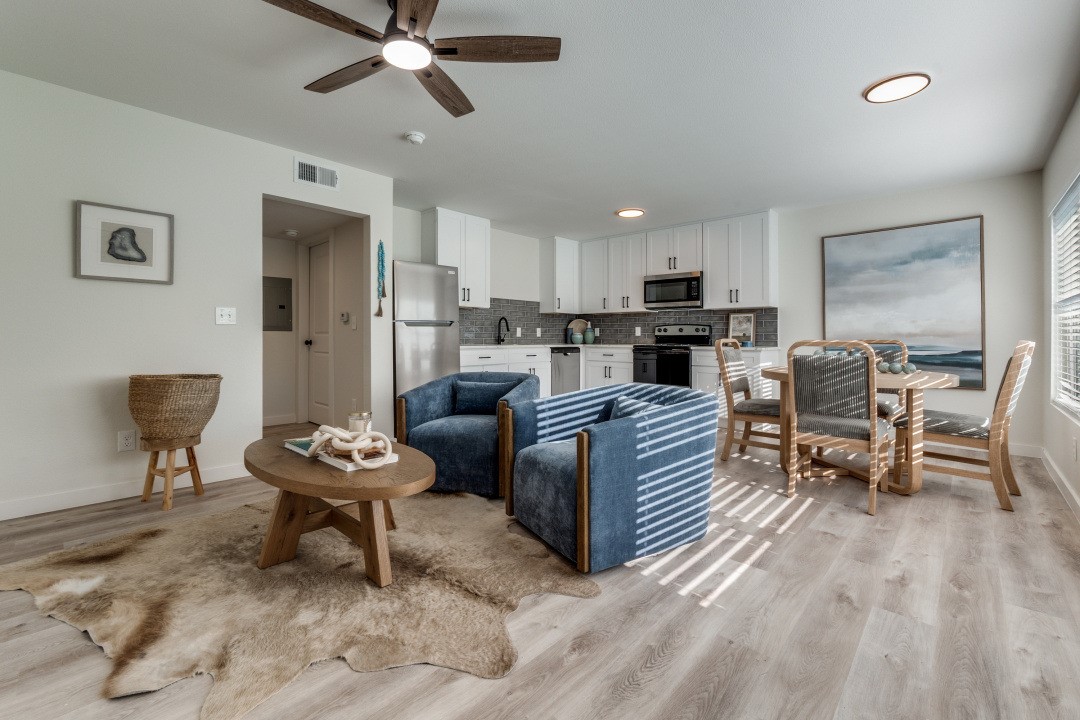 5917 Gaston Avenue Dallas TX 75214