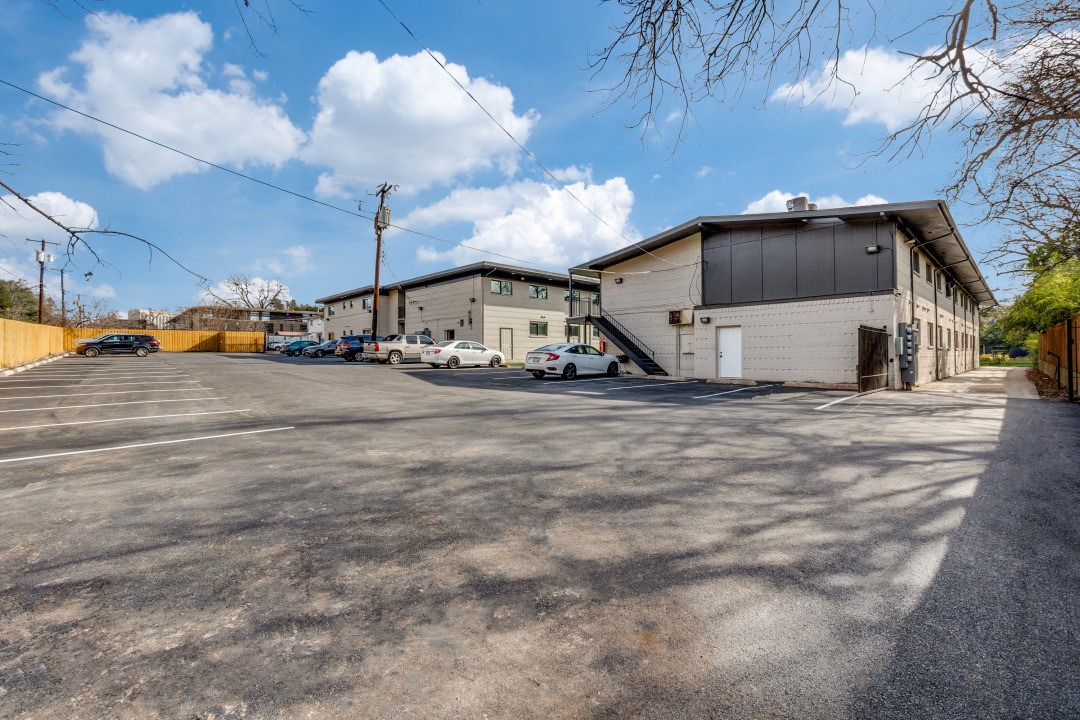 5917 Gaston Avenue Dallas TX 75214
