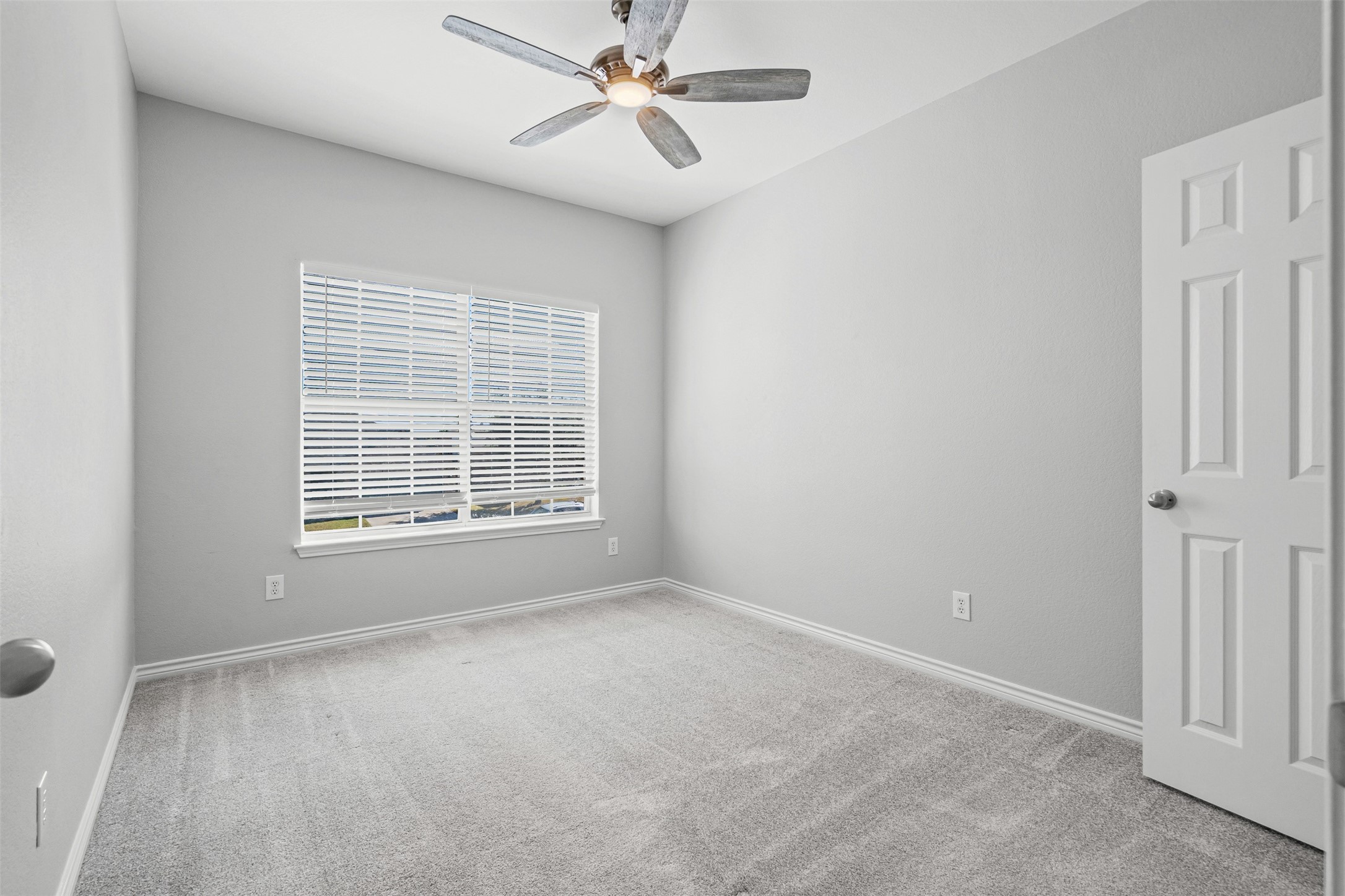 12404 Pinestraw Road Rhome TX 76078