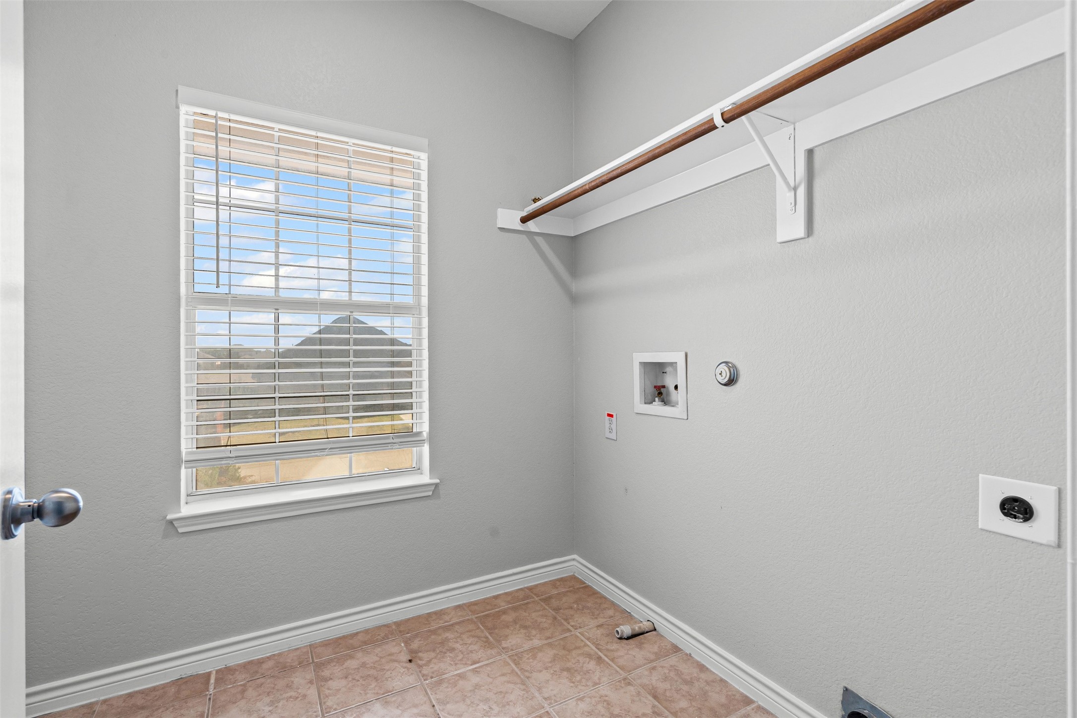 12404 Pinestraw Road Rhome TX 76078
