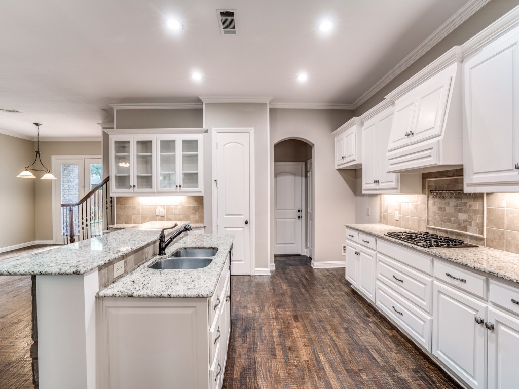 1402 Hampton Road Grapevine TX 76051