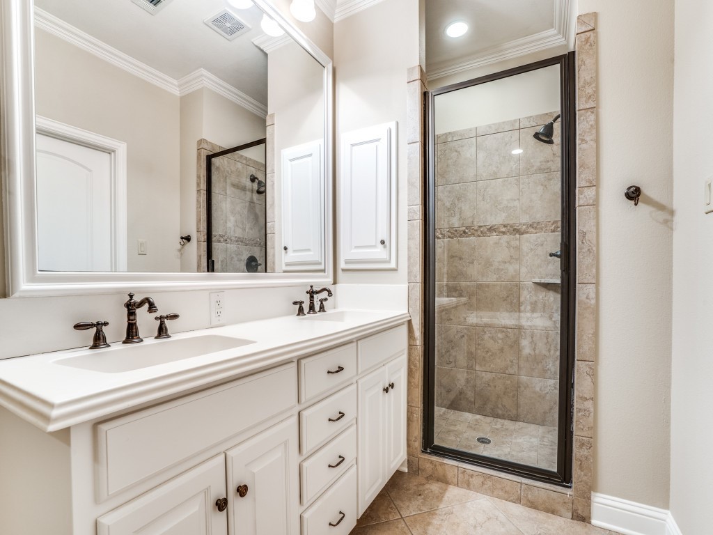 1402 Hampton Road Grapevine TX 76051