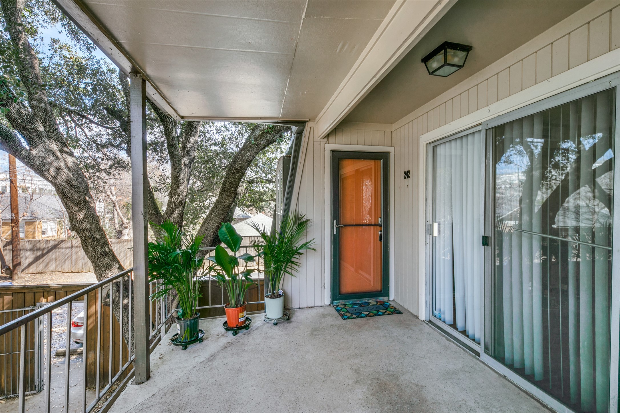 5322 Fleetwood Oaks Avenue Dallas TX 75235