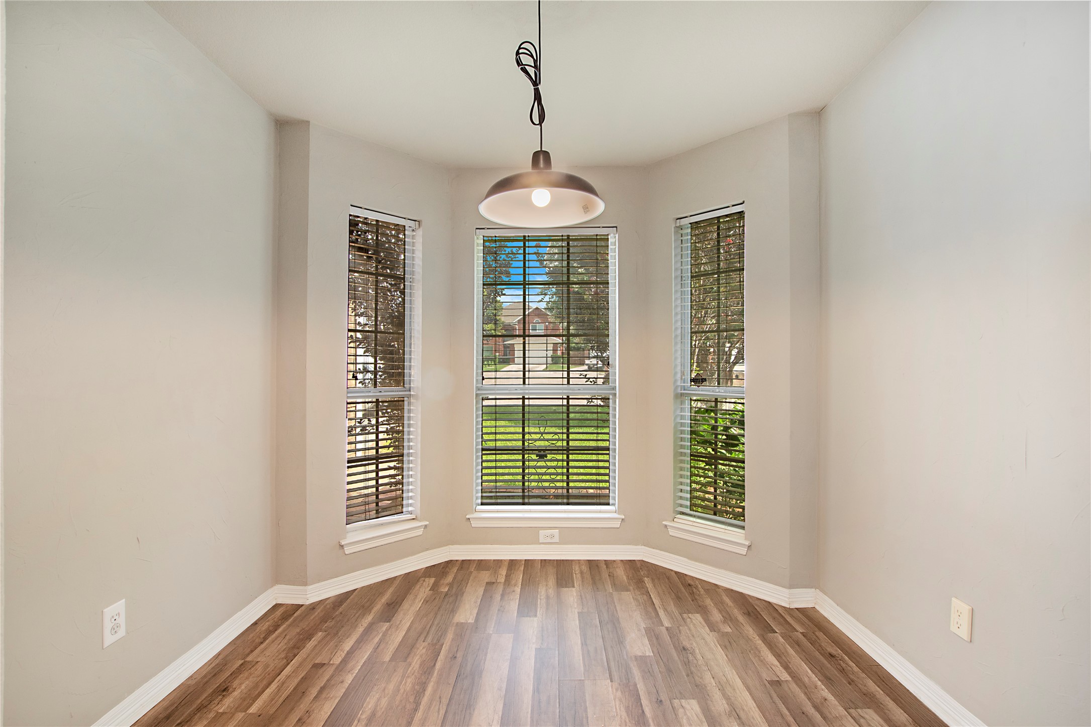 4111 Midrose Trail Dallas TX 75287