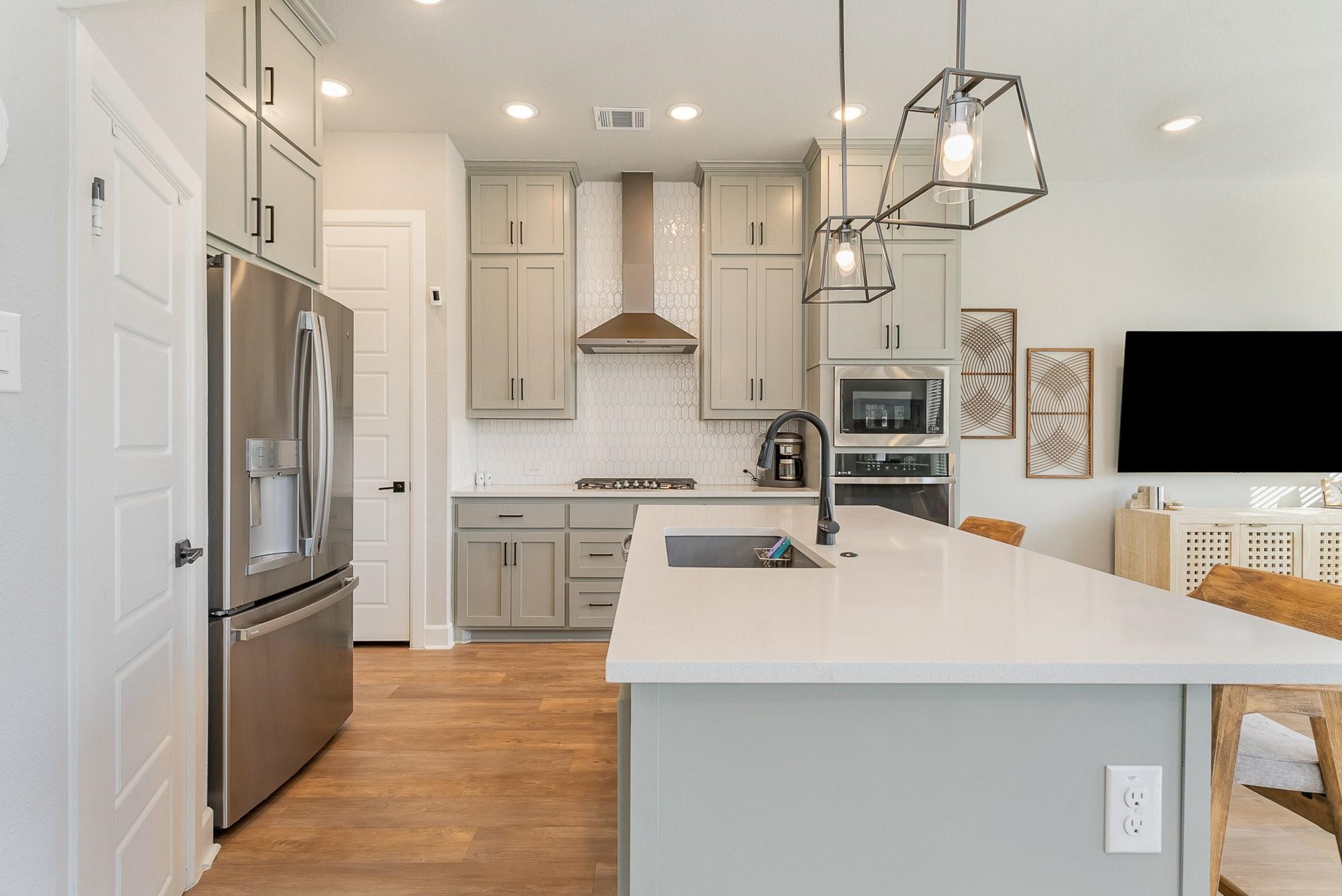7104 Amber Grove Court Dallas TX 75231