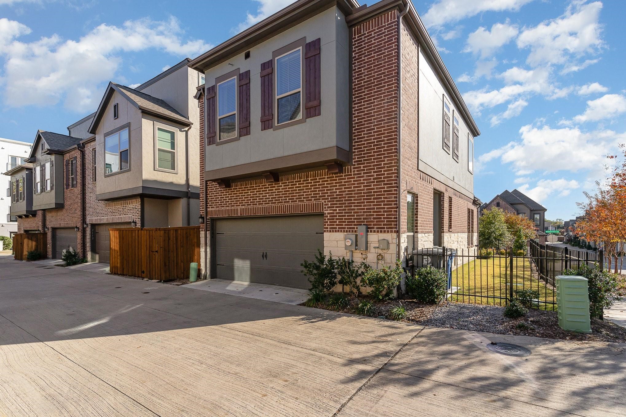 7104 Amber Grove Court Dallas TX 75231