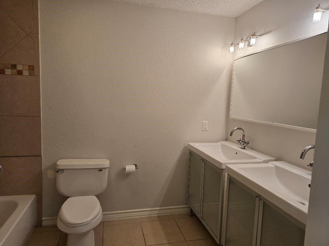 6011 Longley Court Dallas TX 75252