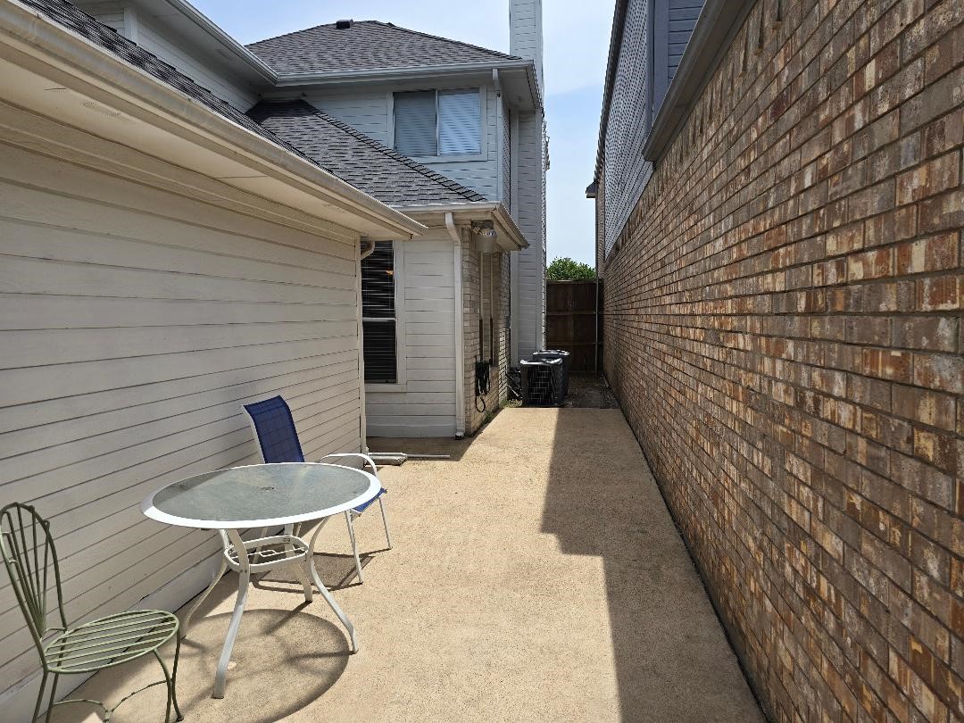 6011 Longley Court Dallas TX 75252