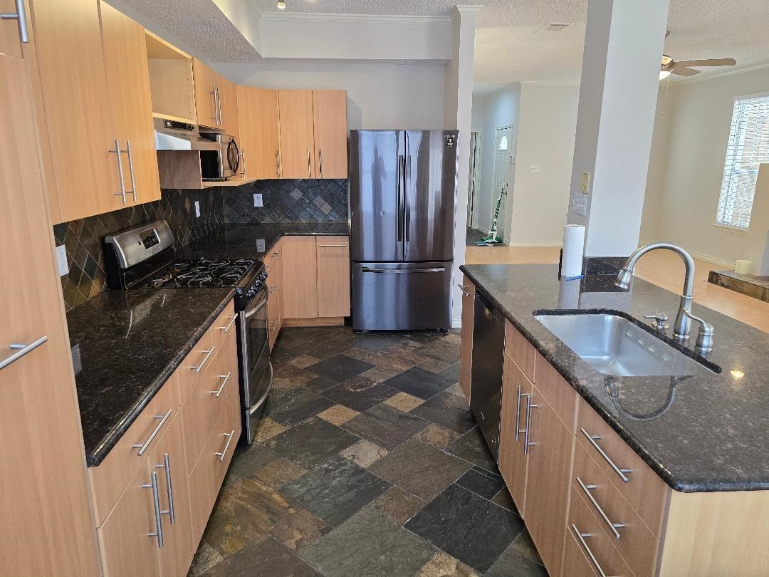 6011 Longley Court Dallas TX 75252