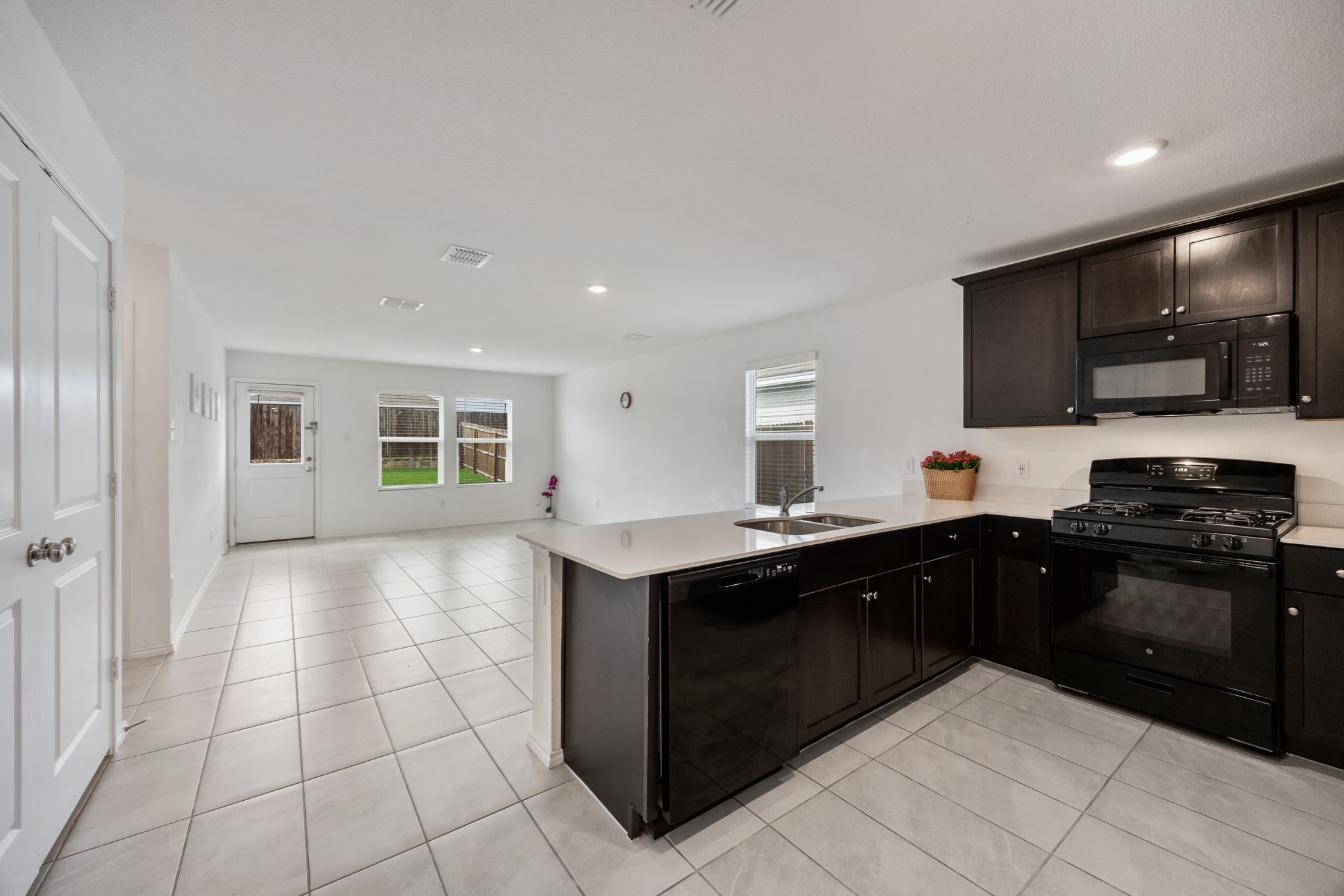 6038 Determine Lane Forney TX 75126