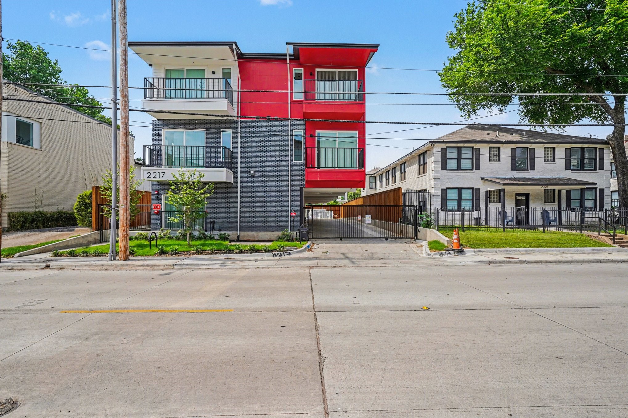 2217 N Fitzhugh Avenue Dallas TX 75204