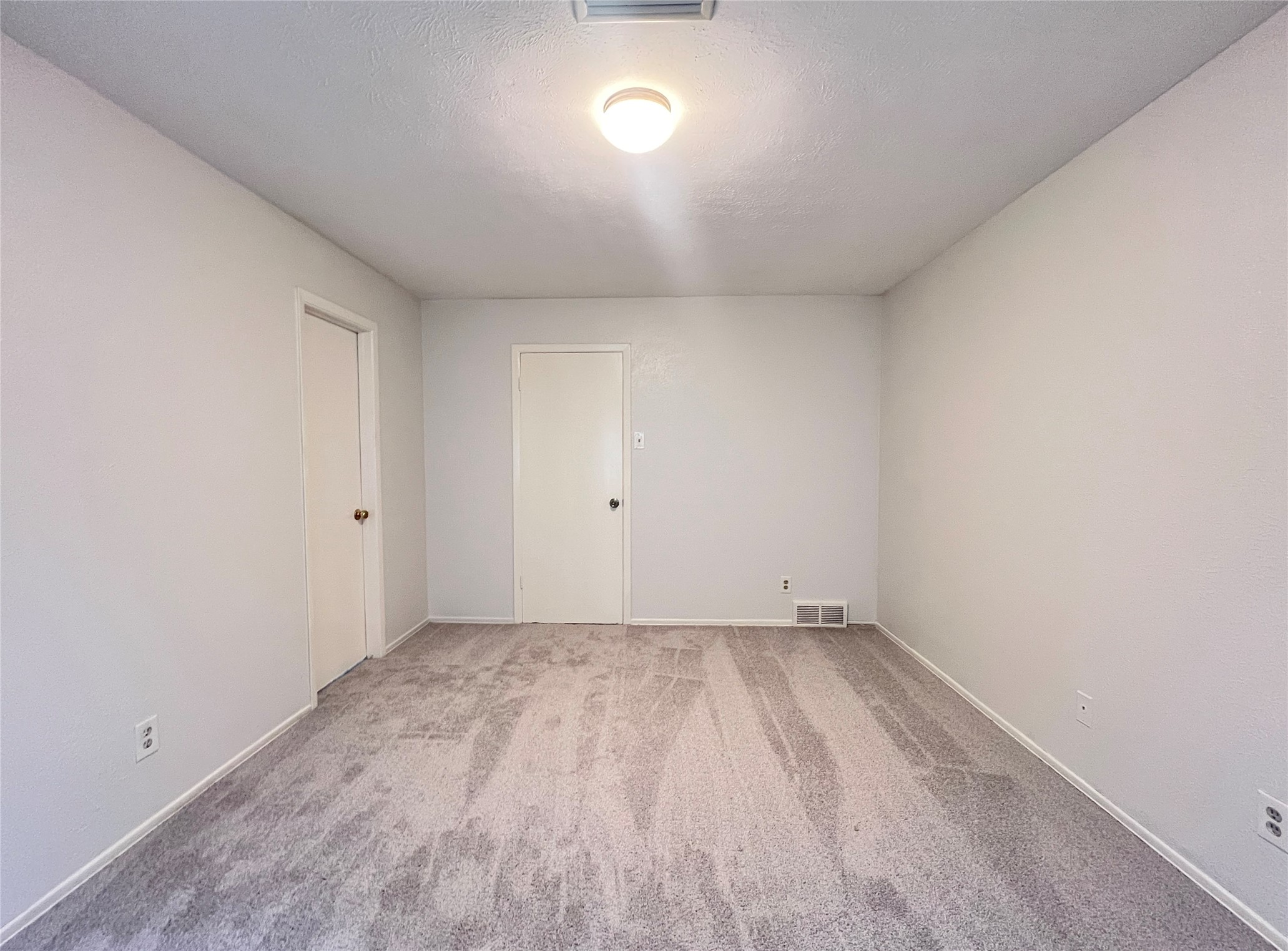 2121 Spanish Trail Irving TX 75060