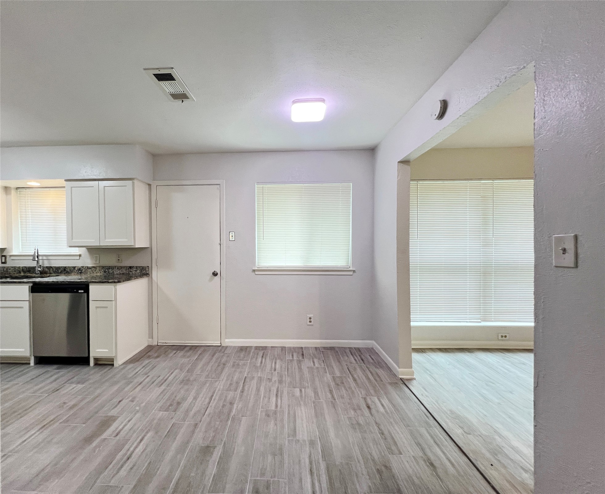 2121 Spanish Trail Irving TX 75060